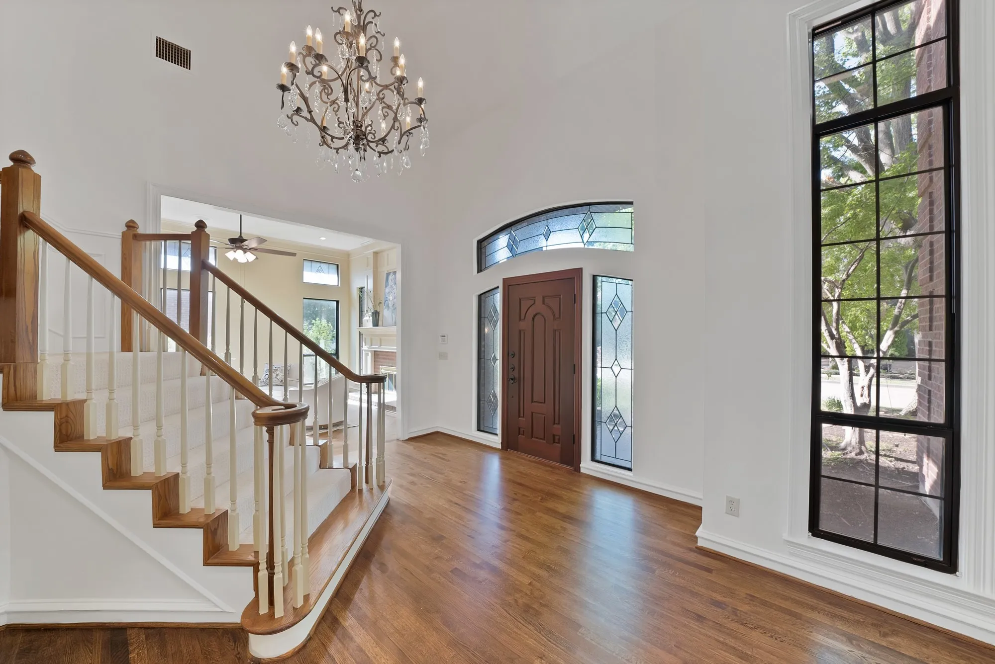 Single Family Residence For Sale in Collin County , 3516 Nancy Court, Plano, Texas 75023, 4 Bedroom, 3 Bathroom, 3 Garage spaces, 3,787 Sqft, built in 1984, mls#21359426, Real Estate Agent in Plano, Homes For Sale in Collin county, Homes For Sale in Plano, Realtor in Plano Texas, Real Estate Brokerage Independent Realty Texas, Luminita Cordes Realtor