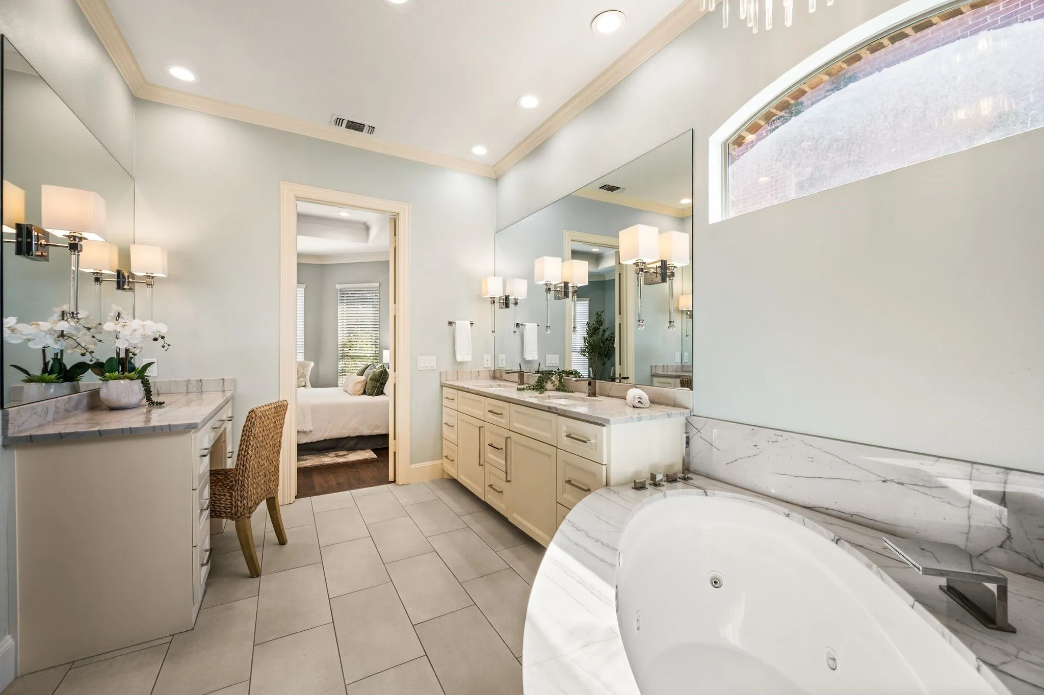 Single Family Residence For Sale in Denton County , 4472 Donegal Drive, Frisco, Texas 75034, 5 Bedroom, 4 Bathroom, 3 Garage spaces, 4,250 Sqft, built in 2003, mls#21354931, Real Estate Agent in Frisco, Homes For Sale in Denton county, Homes For Sale in Frisco, Realtor in Frisco Texas, Real Estate Brokerage Independent Realty Texas, Luminita Cordes Realtor