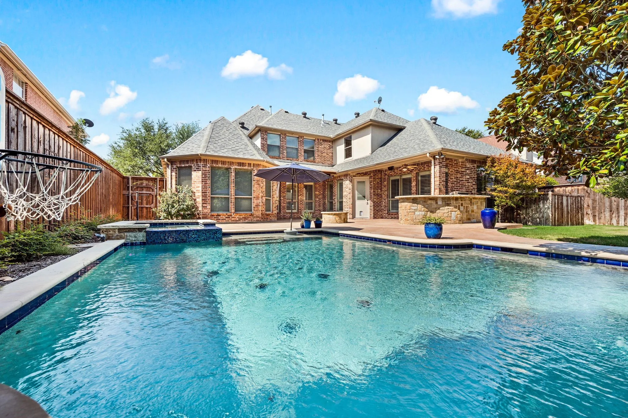 Single Family Residence For Sale in Denton County , 4472 Donegal Drive, Frisco, Texas 75034, 5 Bedroom, 4 Bathroom, 3 Garage spaces, 4,250 Sqft, built in 2003, mls#21354931, Real Estate Agent in Frisco, Homes For Sale in Denton county, Homes For Sale in Frisco, Realtor in Frisco Texas, Real Estate Brokerage Independent Realty Texas, Luminita Cordes Realtor