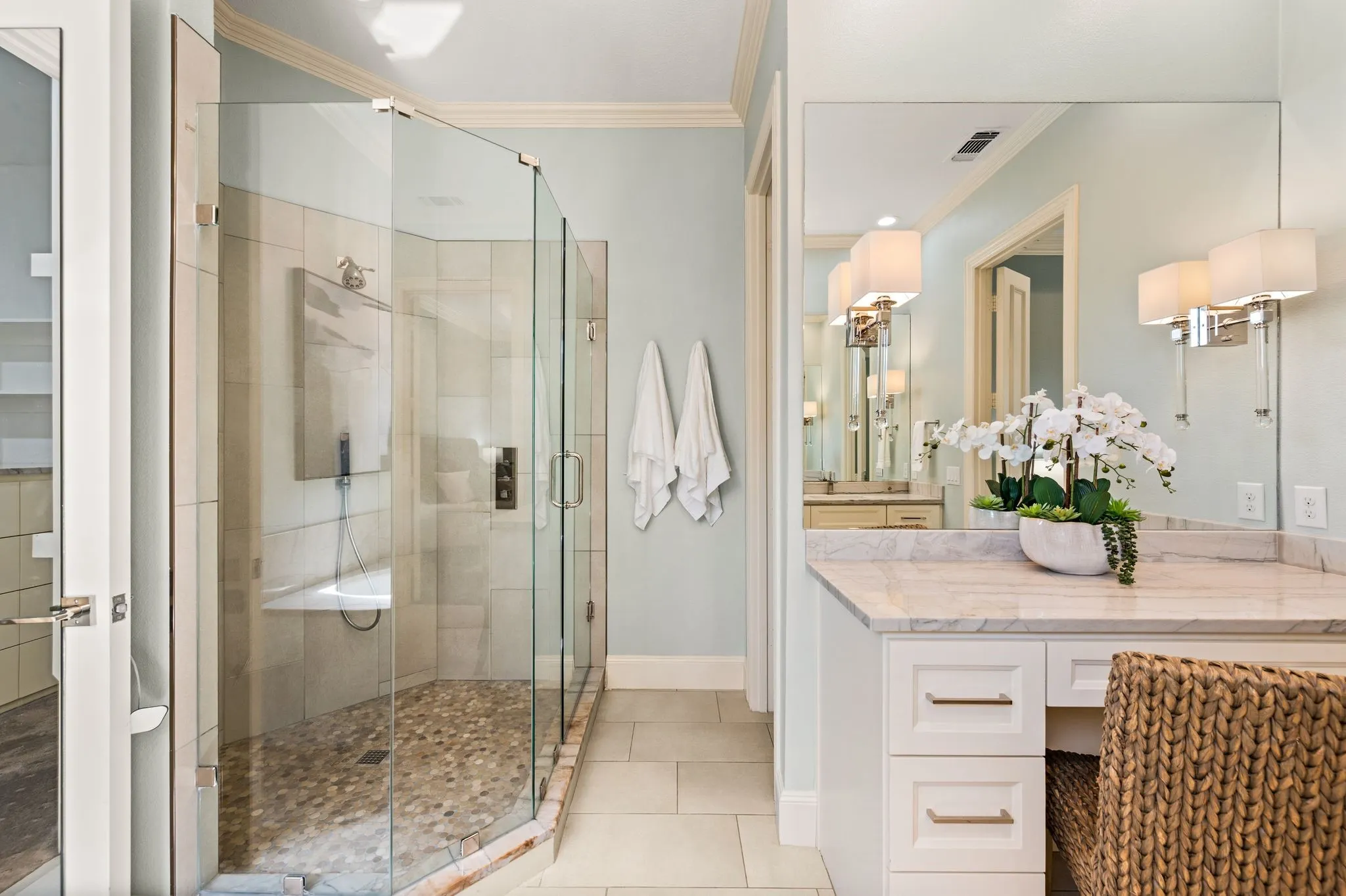 Single Family Residence For Sale in Denton County , 4472 Donegal Drive, Frisco, Texas 75034, 5 Bedroom, 4 Bathroom, 3 Garage spaces, 4,250 Sqft, built in 2003, mls#21354931, Real Estate Agent in Frisco, Homes For Sale in Denton county, Homes For Sale in Frisco, Realtor in Frisco Texas, Real Estate Brokerage Independent Realty Texas, Luminita Cordes Realtor