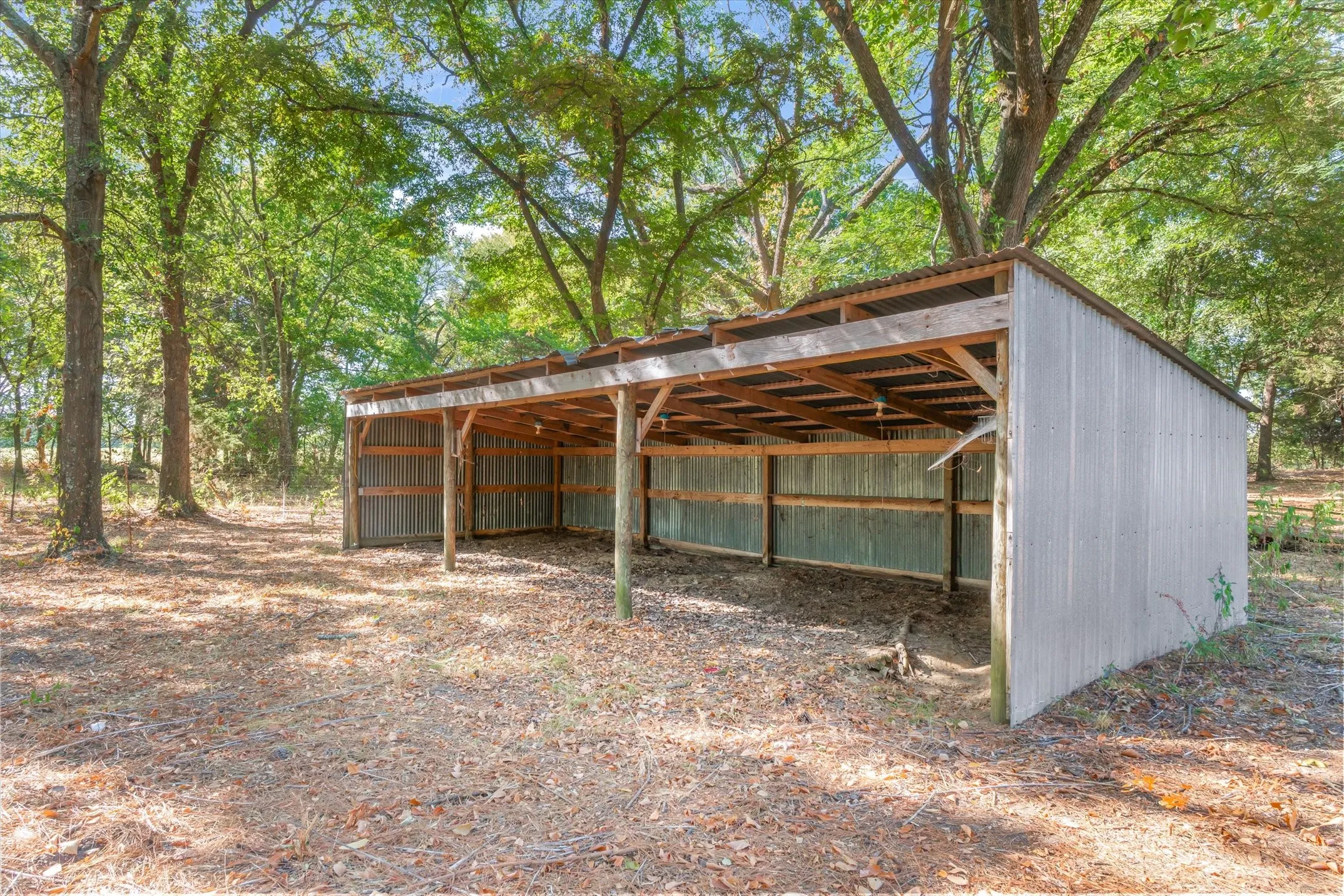 Equipment barn