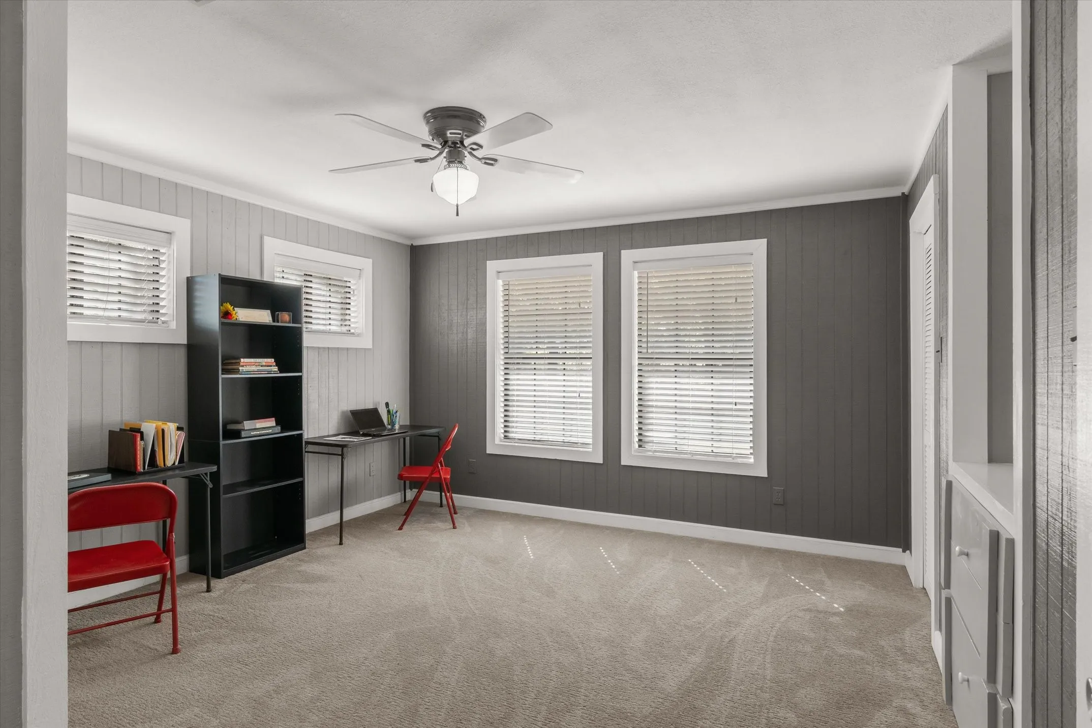 Guest bedroom 1