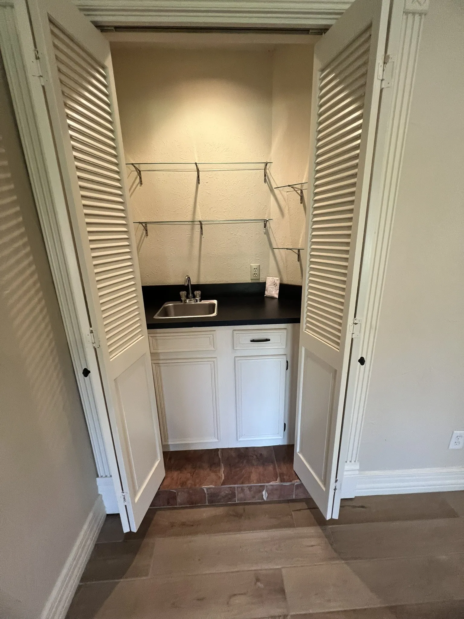 Wet Bar in Living Area