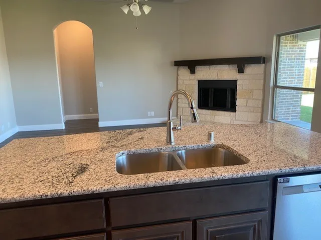 Single Family Residence For Rent in Grayson County , 2609 Saint Lawrence Drive, Sherman, Texas 75092, 3 Bedroom, 2 Bathroom, 2 Garage spaces, 1,826 Sqft, built in 2022, mls#21365761, Real Estate Agent in Sherman, Homes For Rent in Grayson county, Homes For Rent in Sherman, Realtor in Sherman Texas, Real Estate Brokerage Independent Realty Texas, Luminita Cordes Realtor