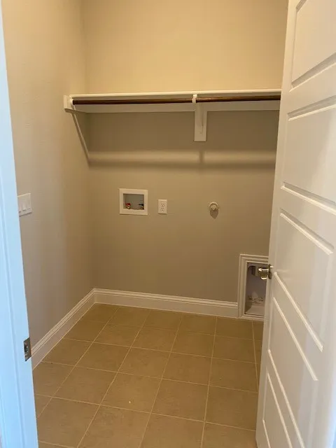 Single Family Residence For Rent in Grayson County , 2609 Saint Lawrence Drive, Sherman, Texas 75092, 3 Bedroom, 2 Bathroom, 2 Garage spaces, 1,826 Sqft, built in 2022, mls#21365761, Real Estate Agent in Sherman, Homes For Rent in Grayson county, Homes For Rent in Sherman, Realtor in Sherman Texas, Real Estate Brokerage Independent Realty Texas, Luminita Cordes Realtor