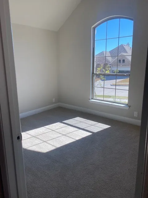 Single Family Residence For Rent in Grayson County , 2609 Saint Lawrence Drive, Sherman, Texas 75092, 3 Bedroom, 2 Bathroom, 2 Garage spaces, 1,826 Sqft, built in 2022, mls#21365761, Real Estate Agent in Sherman, Homes For Rent in Grayson county, Homes For Rent in Sherman, Realtor in Sherman Texas, Real Estate Brokerage Independent Realty Texas, Luminita Cordes Realtor
