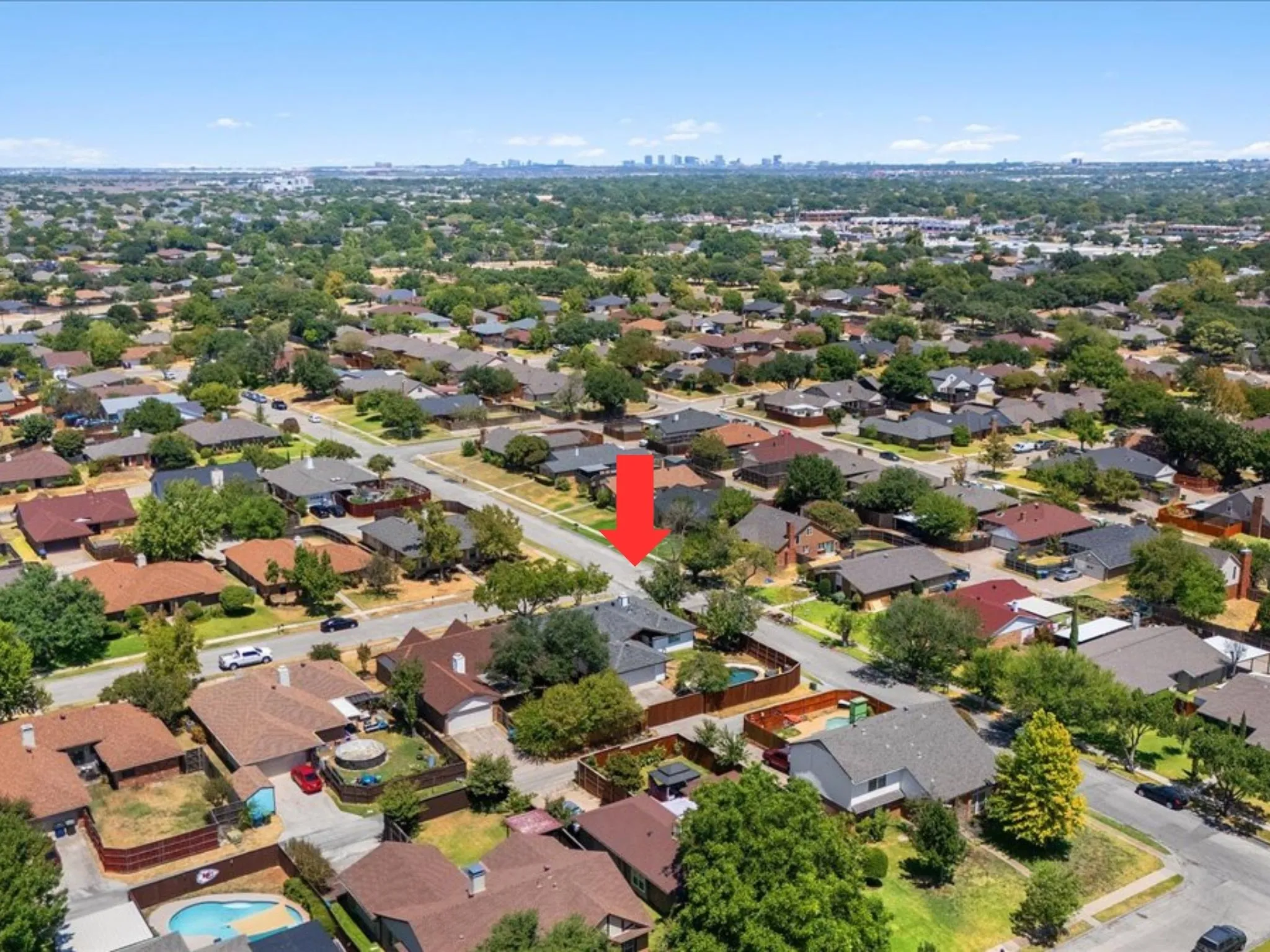 Single Family Residence For Sale in Denton County , 1732 Brighton Drive, Carrollton, Texas 75007, 4 Bedroom, 2 Bathroom, 2 Garage spaces, 1,915 Sqft, built in 1983, mls#21361846, Real Estate Agent in Carrollton, Homes For Sale in Denton county, Homes For Sale in Carrollton, Realtor in Carrollton Texas, Real Estate Brokerage Independent Realty Texas, Luminita Cordes Realtor
