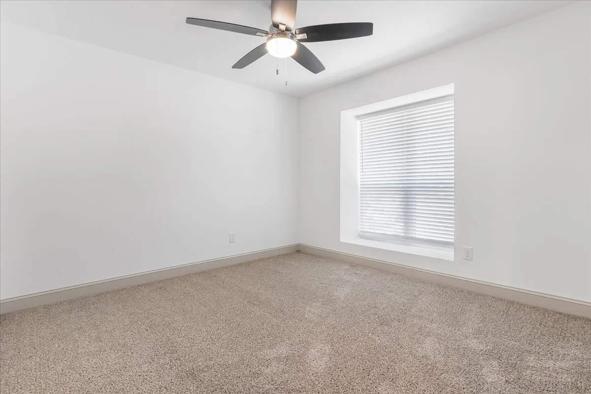 Single Family Residence For Sale in Denton County , 1732 Brighton Drive, Carrollton, Texas 75007, 4 Bedroom, 2 Bathroom, 2 Garage spaces, 1,915 Sqft, built in 1983, mls#21361846, Real Estate Agent in Carrollton, Homes For Sale in Denton county, Homes For Sale in Carrollton, Realtor in Carrollton Texas, Real Estate Brokerage Independent Realty Texas, Luminita Cordes Realtor