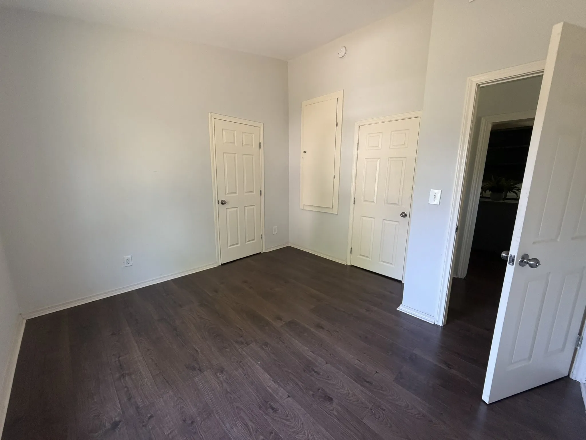 Single Family Residence For Sale in Wood County , 206 LIVE OAK, Winnsboro, Texas 75494, 3 Bedroom, 2 Bathroom, Garage spaces, 1,310 Sqft, built in 1910, mls#21358870, Real Estate Agent in Winnsboro, Homes For Sale in Wood county, Homes For Sale in Winnsboro, Realtor in Winnsboro Texas, Real Estate Brokerage Independent Realty Texas, Luminita Cordes Realtor
