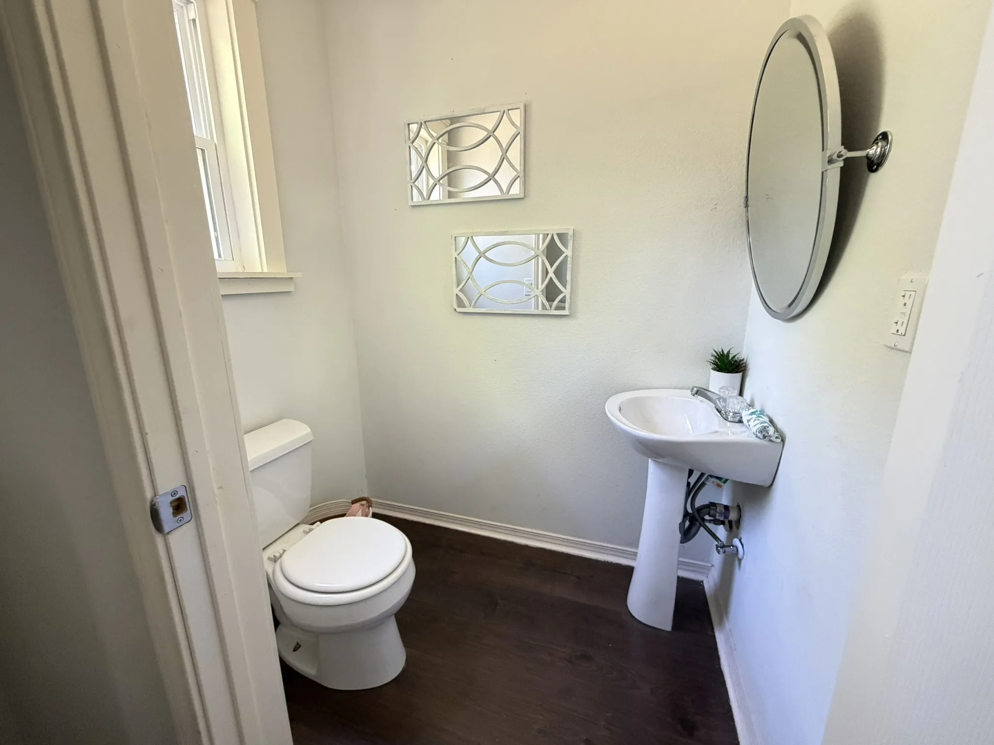 Single Family Residence For Sale in Wood County , 206 LIVE OAK, Winnsboro, Texas 75494, 3 Bedroom, 2 Bathroom, Garage spaces, 1,310 Sqft, built in 1910, mls#21358870, Real Estate Agent in Winnsboro, Homes For Sale in Wood county, Homes For Sale in Winnsboro, Realtor in Winnsboro Texas, Real Estate Brokerage Independent Realty Texas, Luminita Cordes Realtor