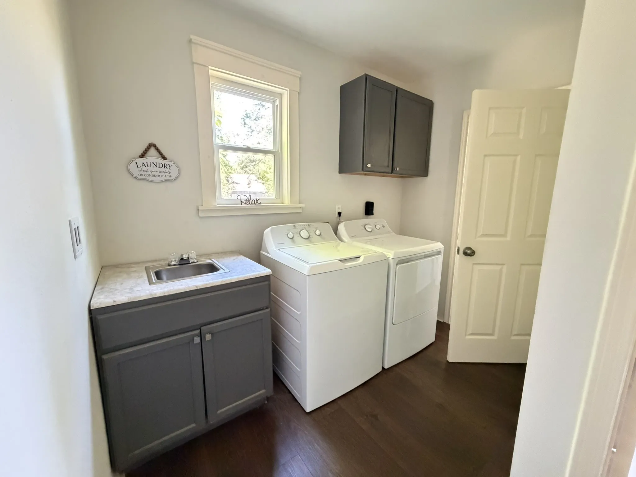 Single Family Residence For Sale in Wood County , 206 LIVE OAK, Winnsboro, Texas 75494, 3 Bedroom, 2 Bathroom, Garage spaces, 1,310 Sqft, built in 1910, mls#21358870, Real Estate Agent in Winnsboro, Homes For Sale in Wood county, Homes For Sale in Winnsboro, Realtor in Winnsboro Texas, Real Estate Brokerage Independent Realty Texas, Luminita Cordes Realtor