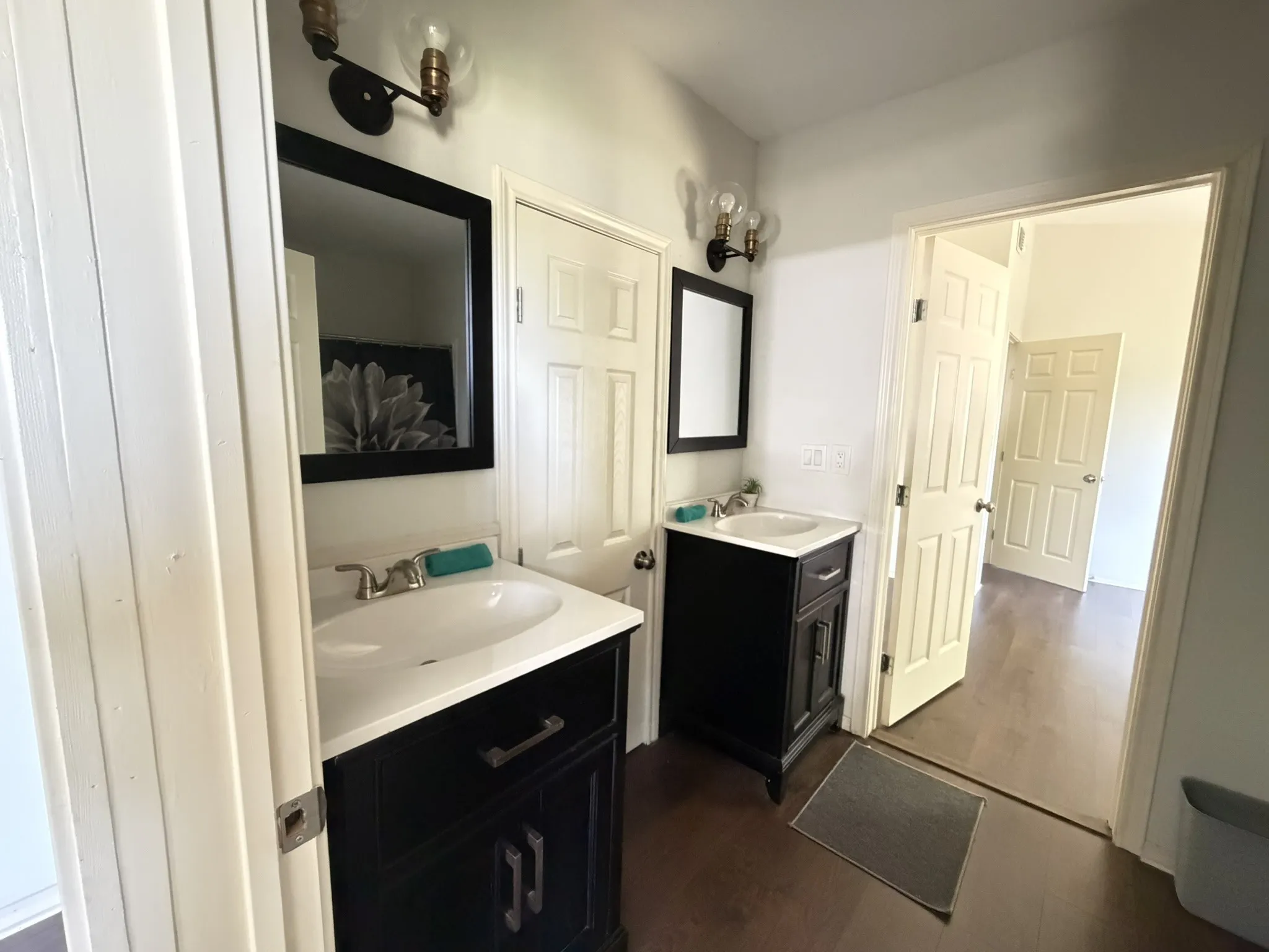 Single Family Residence For Sale in Wood County , 206 LIVE OAK, Winnsboro, Texas 75494, 3 Bedroom, 2 Bathroom, Garage spaces, 1,310 Sqft, built in 1910, mls#21358870, Real Estate Agent in Winnsboro, Homes For Sale in Wood county, Homes For Sale in Winnsboro, Realtor in Winnsboro Texas, Real Estate Brokerage Independent Realty Texas, Luminita Cordes Realtor