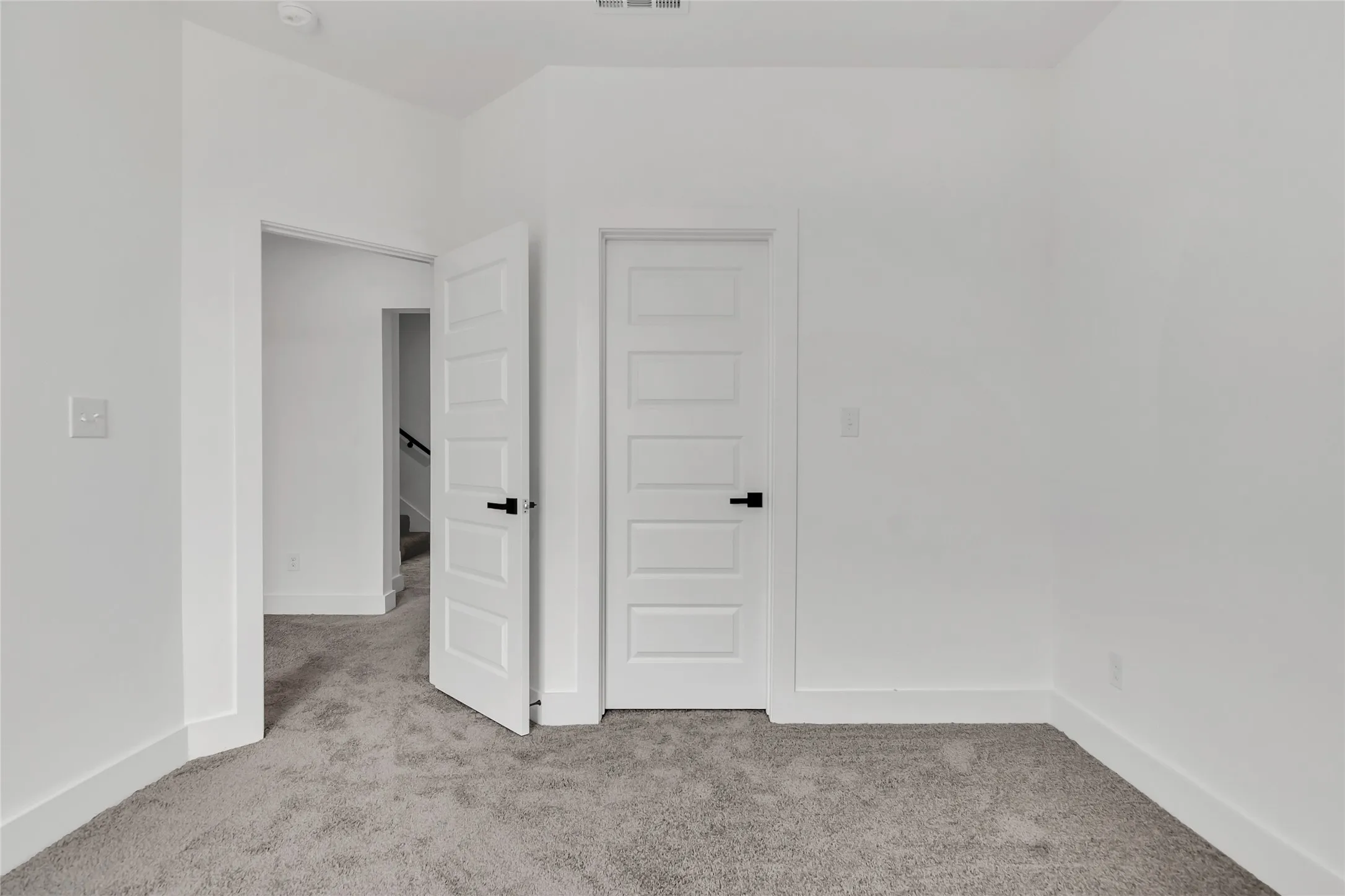 Townhouse For Rent in Dallas County , 3411 Sanjeev Drive, Irving, Texas 75060, 3 Bedroom, 3 Bathroom, 2 Garage spaces, 2,230 Sqft, built in 2024, mls#21365774, Real Estate Agent in Irving, Homes For Rent in Dallas county, Homes For Rent in Irving, Realtor in Irving Texas, Real Estate Brokerage Independent Realty Texas, Luminita Cordes Realtor