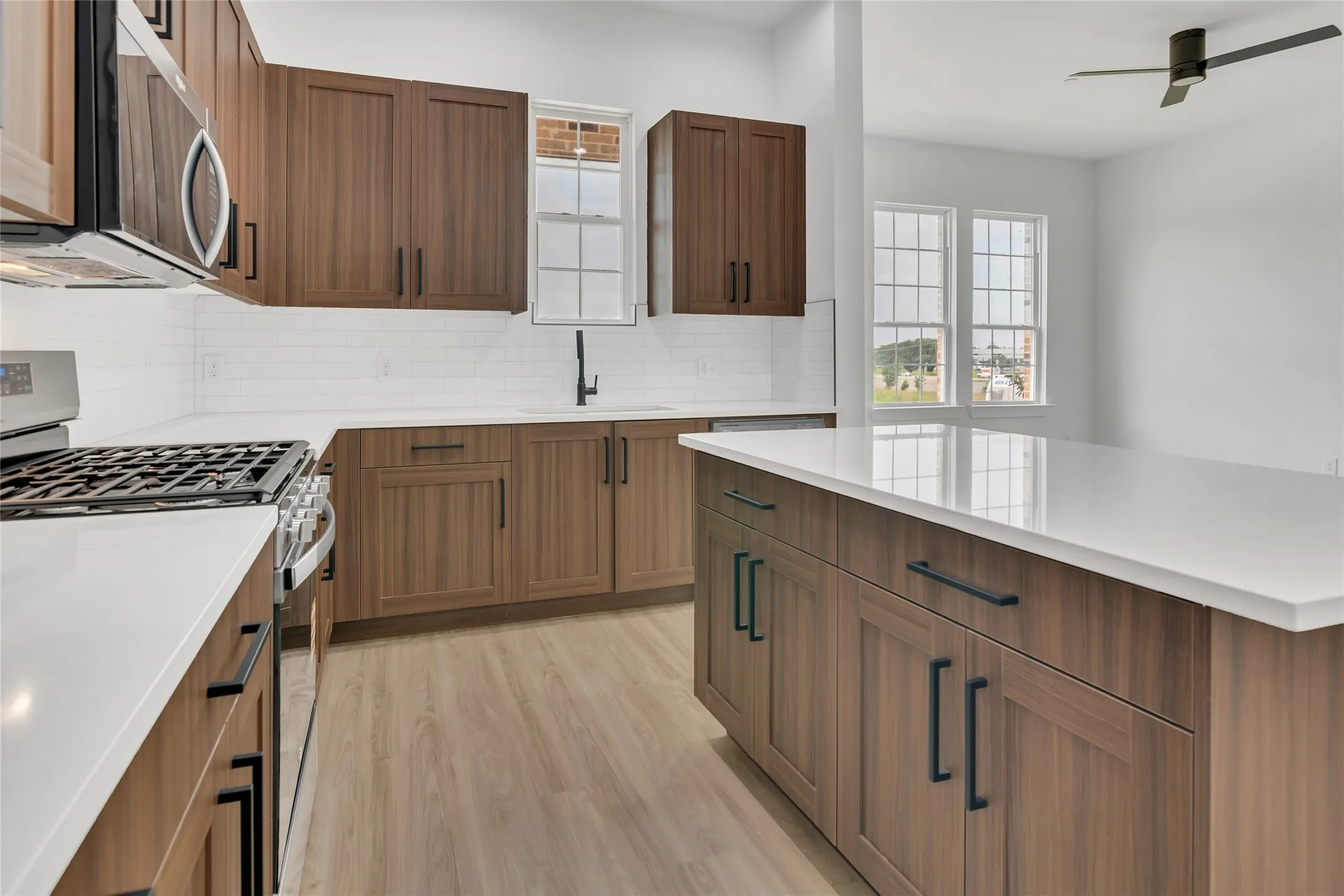 Townhouse For Rent in Dallas County , 3411 Sanjeev Drive, Irving, Texas 75060, 3 Bedroom, 3 Bathroom, 2 Garage spaces, 2,230 Sqft, built in 2024, mls#21365774, Real Estate Agent in Irving, Homes For Rent in Dallas county, Homes For Rent in Irving, Realtor in Irving Texas, Real Estate Brokerage Independent Realty Texas, Luminita Cordes Realtor