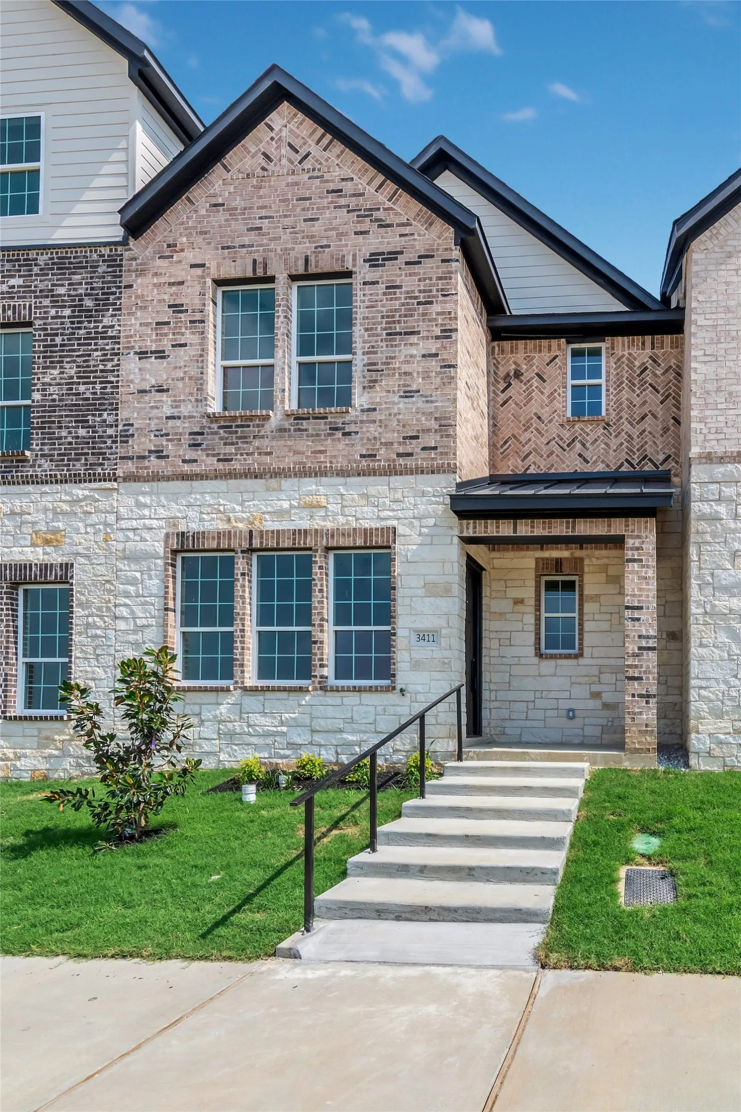 Townhouse For Rent in Dallas County , 3411 Sanjeev Drive, Irving, Texas 75060, 3 Bedroom, 3 Bathroom, 2 Garage spaces, 2,230 Sqft, built in 2024, mls#21365774, Real Estate Agent in Irving, Homes For Rent in Dallas county, Homes For Rent in Irving, Realtor in Irving Texas, Real Estate Brokerage Independent Realty Texas, Luminita Cordes Realtor