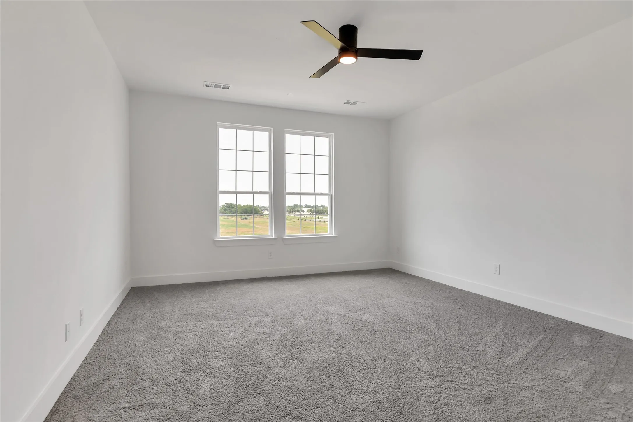 Townhouse For Rent in Dallas County , 3411 Sanjeev Drive, Irving, Texas 75060, 3 Bedroom, 3 Bathroom, 2 Garage spaces, 2,230 Sqft, built in 2024, mls#21365774, Real Estate Agent in Irving, Homes For Rent in Dallas county, Homes For Rent in Irving, Realtor in Irving Texas, Real Estate Brokerage Independent Realty Texas, Luminita Cordes Realtor