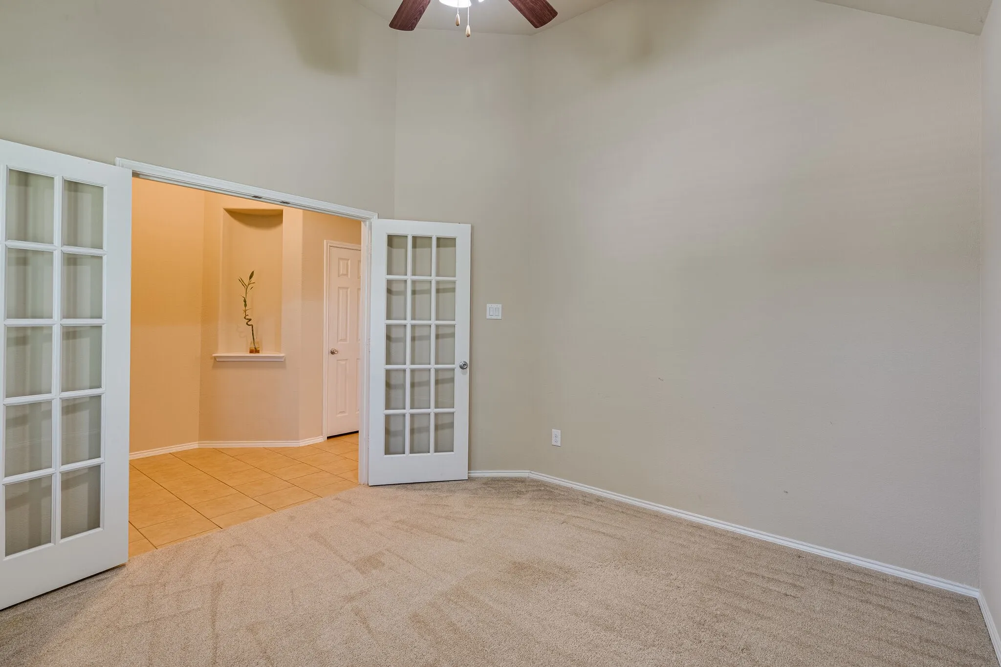 Single Family Residence For Rent in Denton County , 2300 Eppright Drive, Little Elm, Texas 75068, 3 Bedroom, 2 Bathroom, 2 Garage spaces, 2,125 Sqft, built in 2014, mls#21365781, Real Estate Agent in Little Elm, Homes For Rent in Denton county, Homes For Rent in Little Elm, Realtor in Little Elm Texas, Real Estate Brokerage Independent Realty Texas, Luminita Cordes Realtor