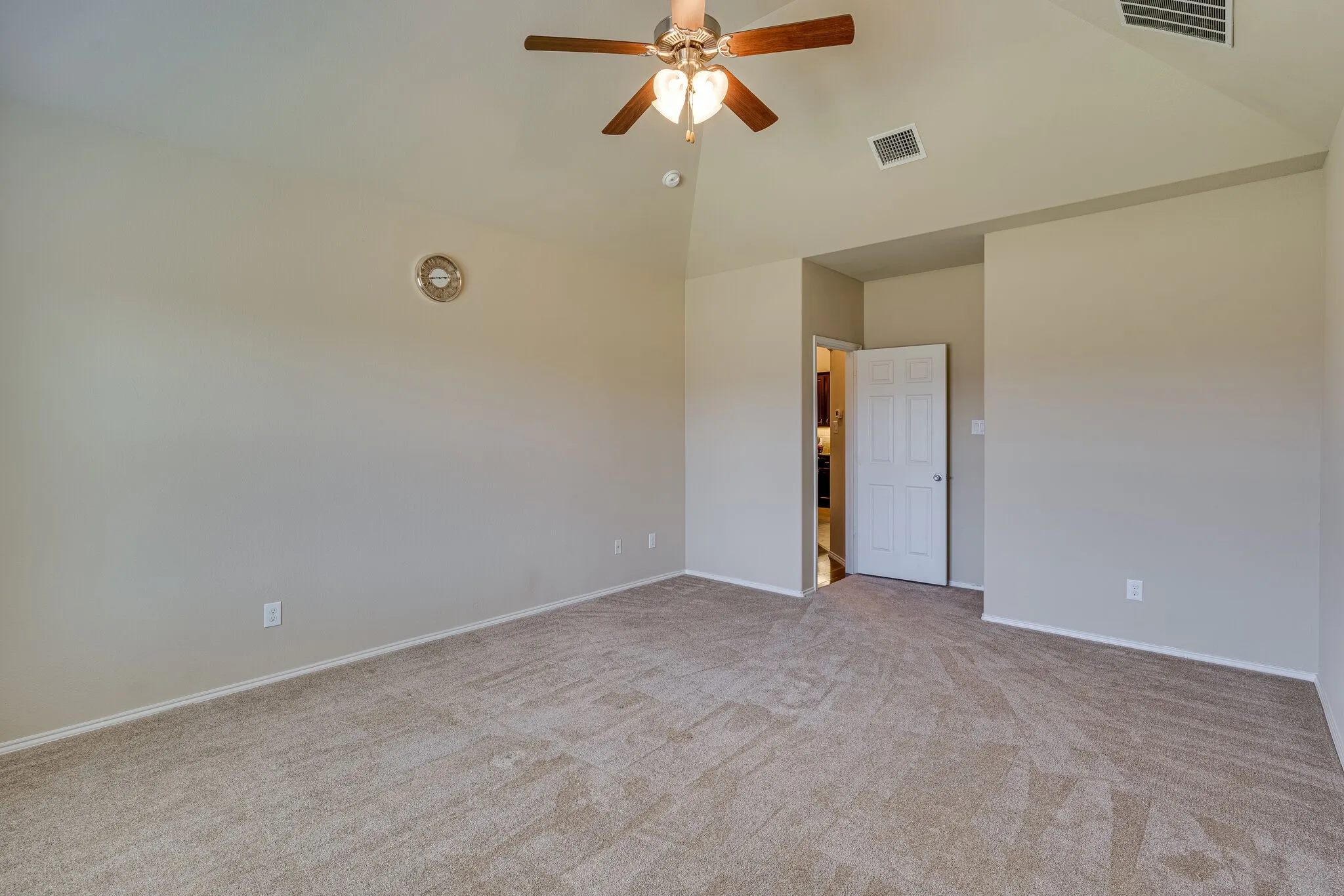 Single Family Residence For Rent in Denton County , 2300 Eppright Drive, Little Elm, Texas 75068, 3 Bedroom, 2 Bathroom, 2 Garage spaces, 2,125 Sqft, built in 2014, mls#21365781, Real Estate Agent in Little Elm, Homes For Rent in Denton county, Homes For Rent in Little Elm, Realtor in Little Elm Texas, Real Estate Brokerage Independent Realty Texas, Luminita Cordes Realtor