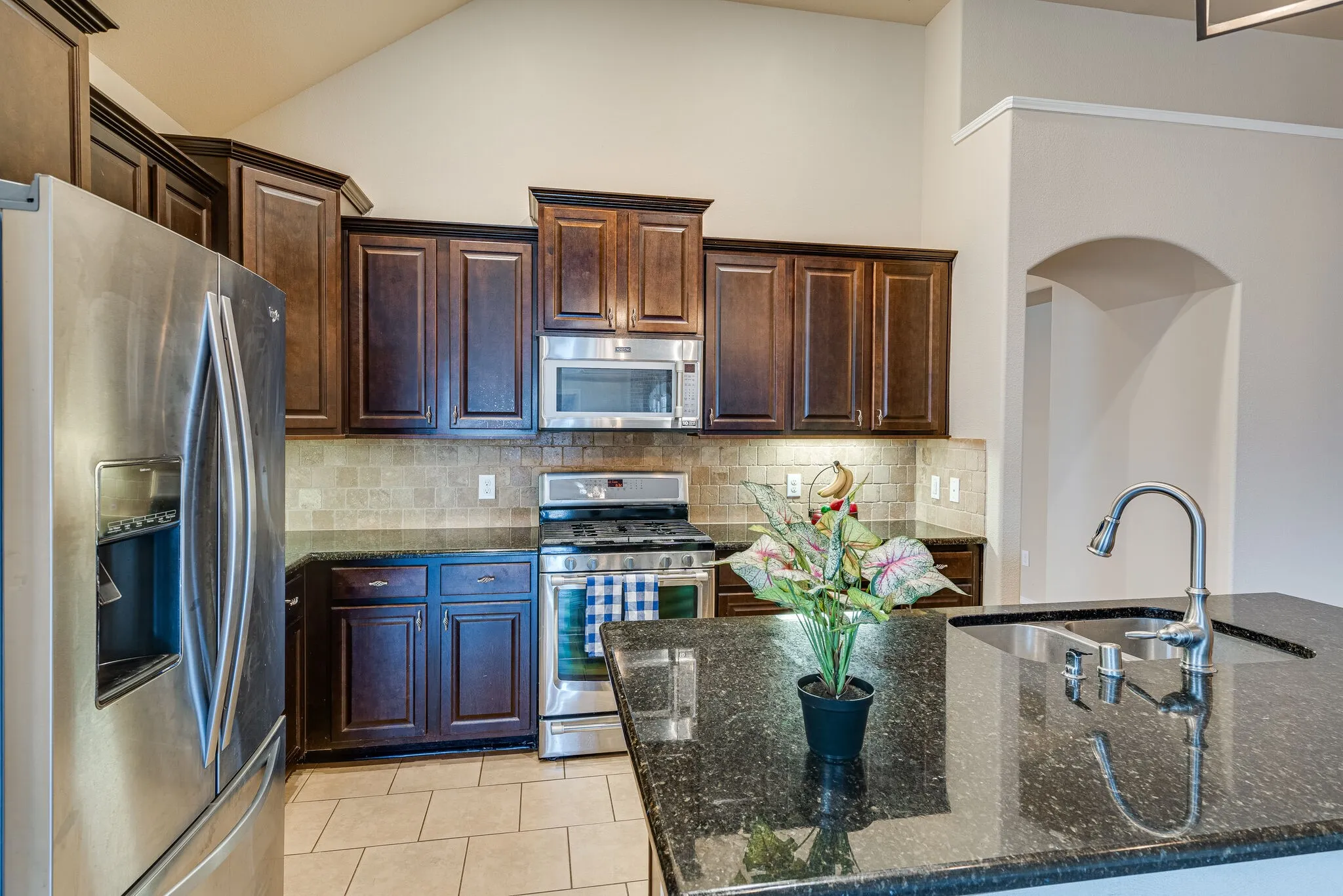 Single Family Residence For Rent in Denton County , 2300 Eppright Drive, Little Elm, Texas 75068, 3 Bedroom, 2 Bathroom, 2 Garage spaces, 2,125 Sqft, built in 2014, mls#21365781, Real Estate Agent in Little Elm, Homes For Rent in Denton county, Homes For Rent in Little Elm, Realtor in Little Elm Texas, Real Estate Brokerage Independent Realty Texas, Luminita Cordes Realtor