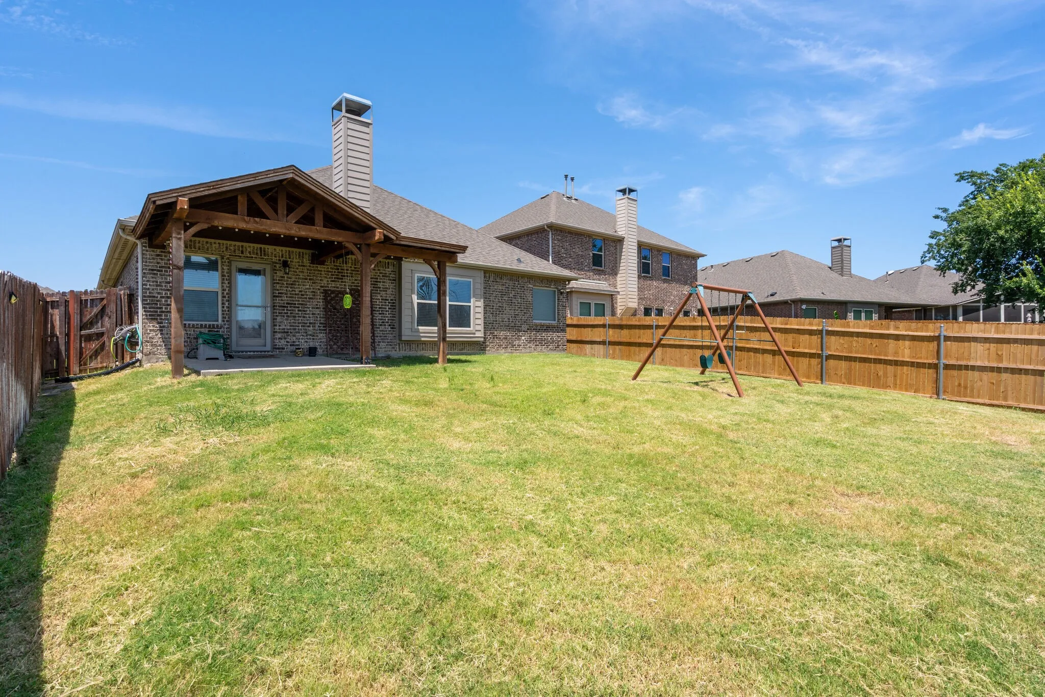 Single Family Residence For Rent in Denton County , 2300 Eppright Drive, Little Elm, Texas 75068, 3 Bedroom, 2 Bathroom, 2 Garage spaces, 2,125 Sqft, built in 2014, mls#21365781, Real Estate Agent in Little Elm, Homes For Rent in Denton county, Homes For Rent in Little Elm, Realtor in Little Elm Texas, Real Estate Brokerage Independent Realty Texas, Luminita Cordes Realtor