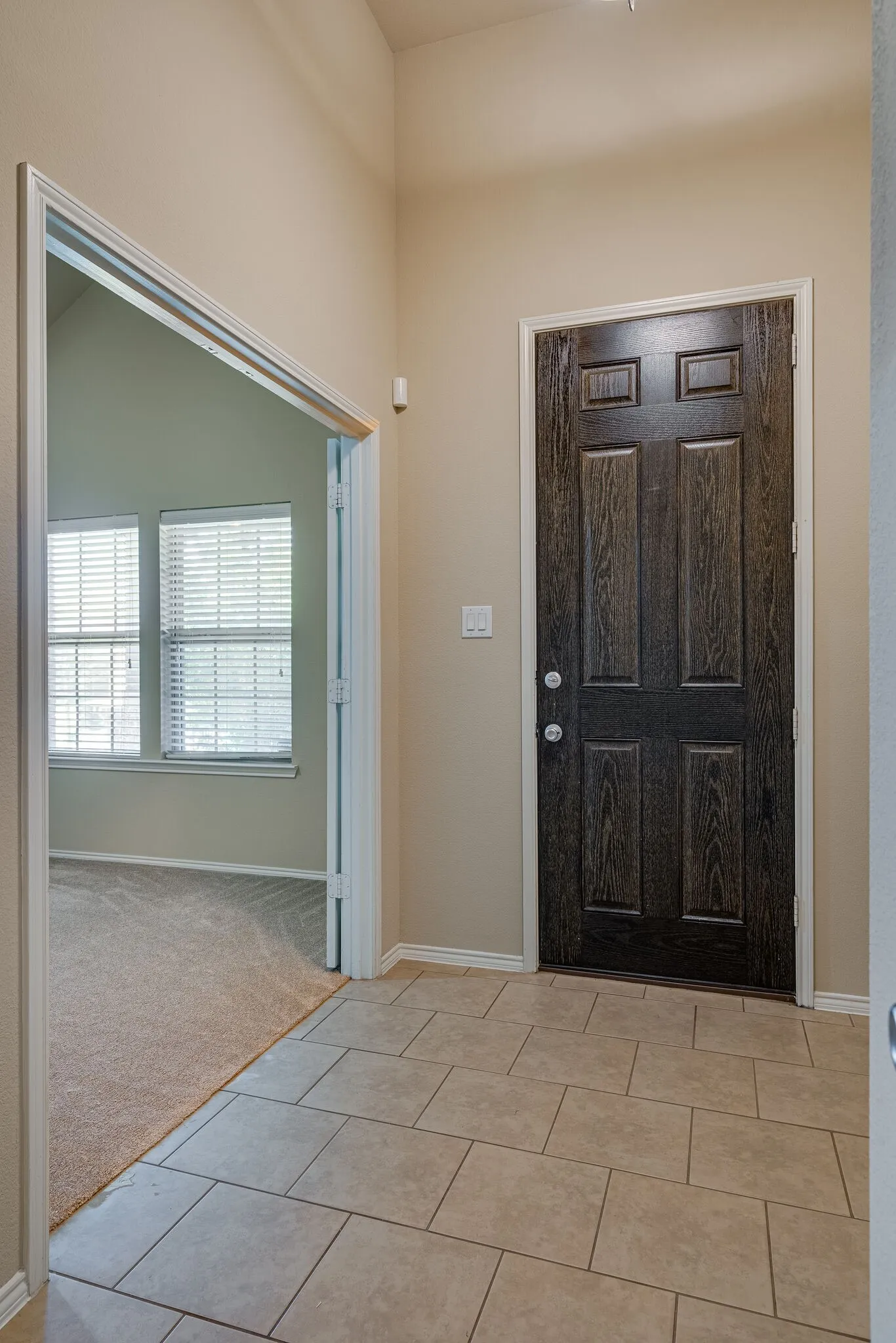 Single Family Residence For Rent in Denton County , 2300 Eppright Drive, Little Elm, Texas 75068, 3 Bedroom, 2 Bathroom, 2 Garage spaces, 2,125 Sqft, built in 2014, mls#21365781, Real Estate Agent in Little Elm, Homes For Rent in Denton county, Homes For Rent in Little Elm, Realtor in Little Elm Texas, Real Estate Brokerage Independent Realty Texas, Luminita Cordes Realtor