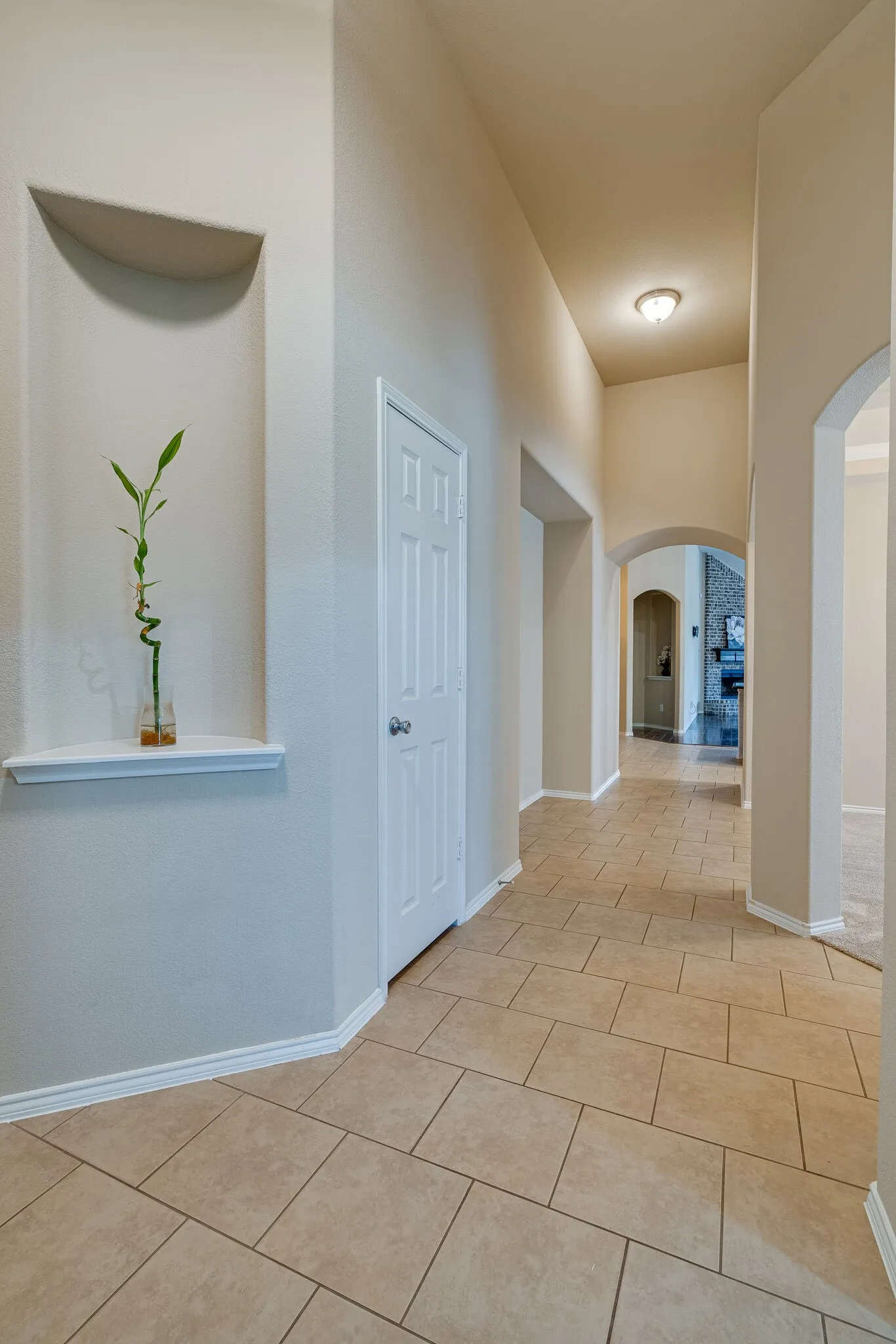 Single Family Residence For Rent in Denton County , 2300 Eppright Drive, Little Elm, Texas 75068, 3 Bedroom, 2 Bathroom, 2 Garage spaces, 2,125 Sqft, built in 2014, mls#21365781, Real Estate Agent in Little Elm, Homes For Rent in Denton county, Homes For Rent in Little Elm, Realtor in Little Elm Texas, Real Estate Brokerage Independent Realty Texas, Luminita Cordes Realtor