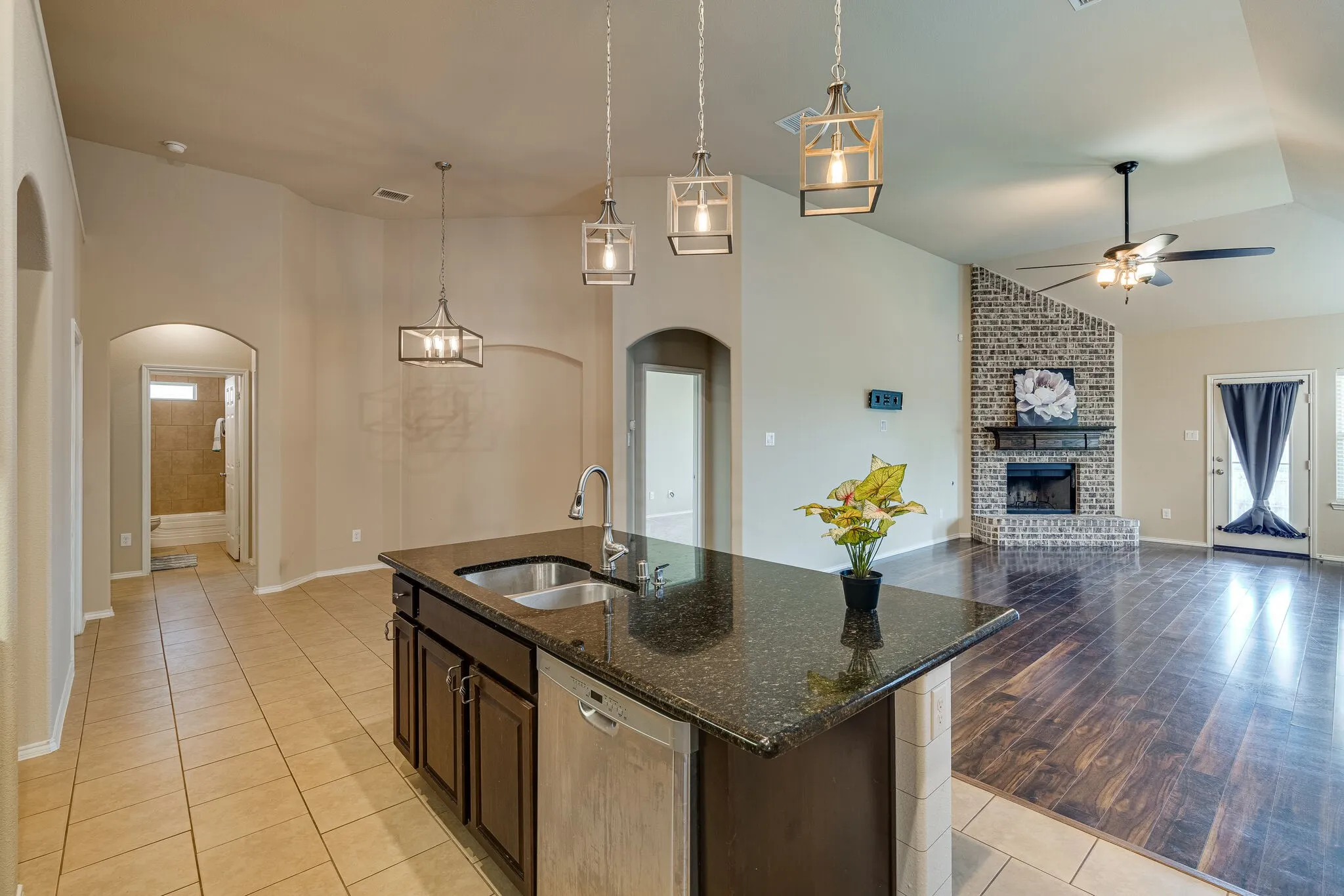 Single Family Residence For Rent in Denton County , 2300 Eppright Drive, Little Elm, Texas 75068, 3 Bedroom, 2 Bathroom, 2 Garage spaces, 2,125 Sqft, built in 2014, mls#21365781, Real Estate Agent in Little Elm, Homes For Rent in Denton county, Homes For Rent in Little Elm, Realtor in Little Elm Texas, Real Estate Brokerage Independent Realty Texas, Luminita Cordes Realtor