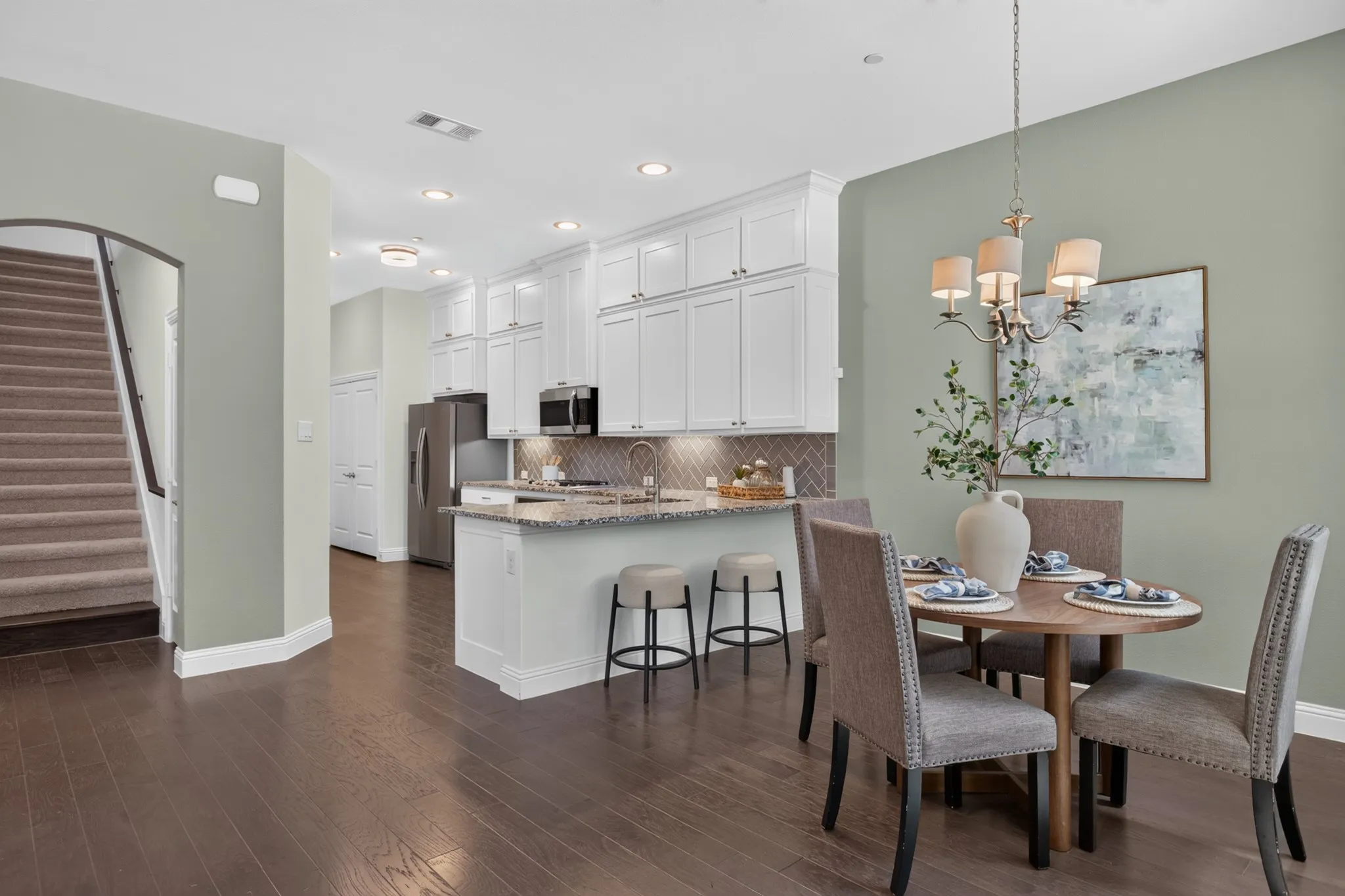 Townhouse For Sale in Collin County , 7224 Chief Spotted Tail Drive, Mc Kinney, Texas 75070, 3 Bedroom, 3 Bathroom, 2 Garage spaces, 2,282 Sqft, built in 2018, Price $439,900, mls#21354196, Real Estate Agent in Mc Kinney, Homes For Sale in Collin county, Homes For Sale in Mc Kinney, Realtor in Mc Kinney Texas, Real Estate Brokerage Independent Realty Texas, Luminita Cordes Realtor
