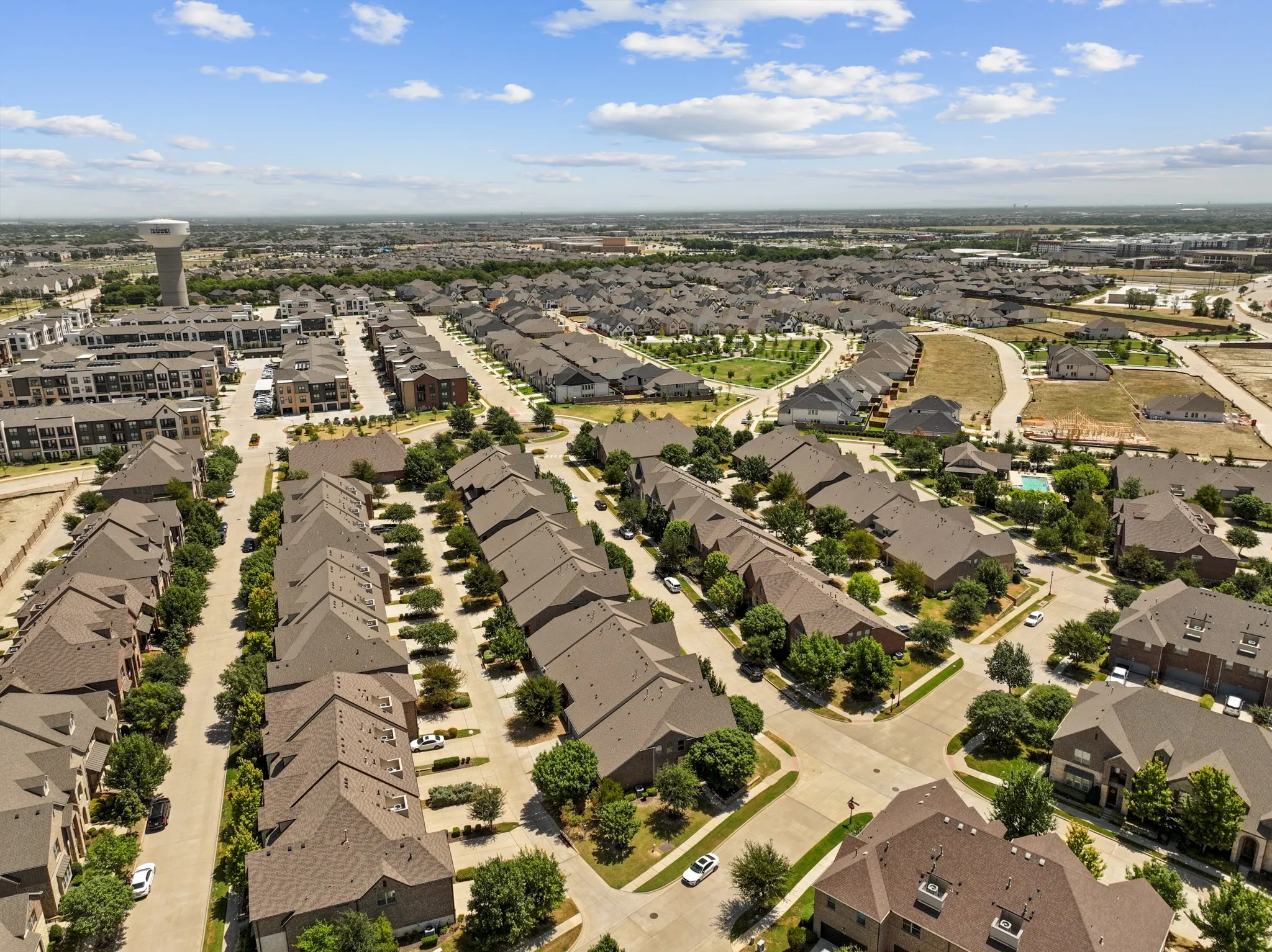 Townhouse For Sale in Collin County , 7224 Chief Spotted Tail Drive, Mc Kinney, Texas 75070, 3 Bedroom, 3 Bathroom, 2 Garage spaces, 2,282 Sqft, built in 2018, Price $439,900, mls#21354196, Real Estate Agent in Mc Kinney, Homes For Sale in Collin county, Homes For Sale in Mc Kinney, Realtor in Mc Kinney Texas, Real Estate Brokerage Independent Realty Texas, Luminita Cordes Realtor