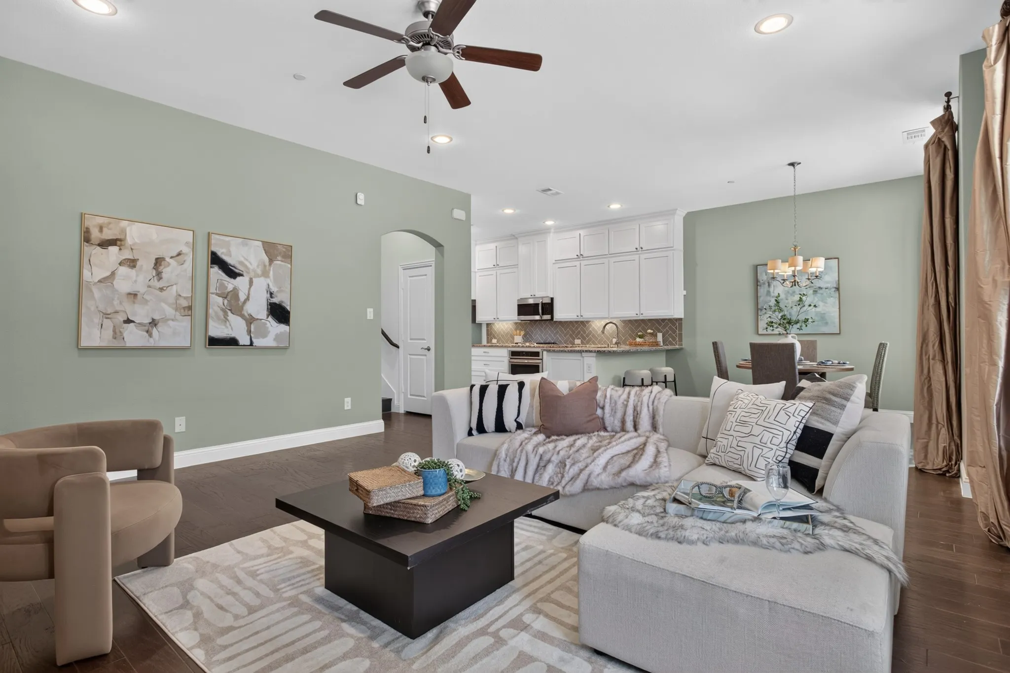 Townhouse For Sale in Collin County , 7224 Chief Spotted Tail Drive, Mc Kinney, Texas 75070, 3 Bedroom, 3 Bathroom, 2 Garage spaces, 2,282 Sqft, built in 2018, Price $439,900, mls#21354196, Real Estate Agent in Mc Kinney, Homes For Sale in Collin county, Homes For Sale in Mc Kinney, Realtor in Mc Kinney Texas, Real Estate Brokerage Independent Realty Texas, Luminita Cordes Realtor