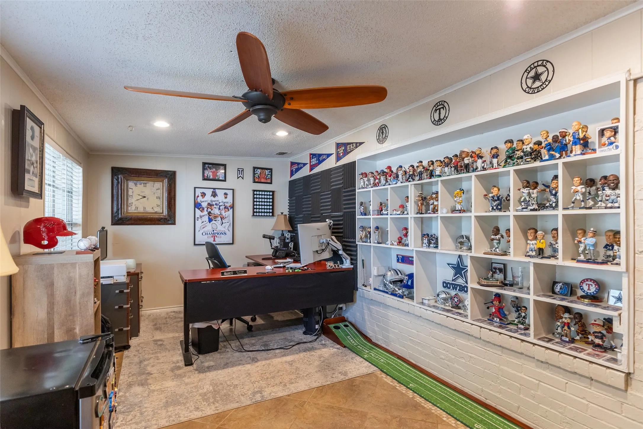 Single Family Residence For Sale in Taylor County , 4002 Ligustrum Drive, Abilene, Texas 79605, 4 Bedroom, 2 Bathroom, 2 Garage spaces, 2,425 Sqft, built in 1968, mls#21365148, Real Estate Agent in Abilene, Homes For Sale in Taylor county, Homes For Sale in Abilene, Realtor in Abilene Texas, Real Estate Brokerage Independent Realty Texas, Luminita Cordes Realtor