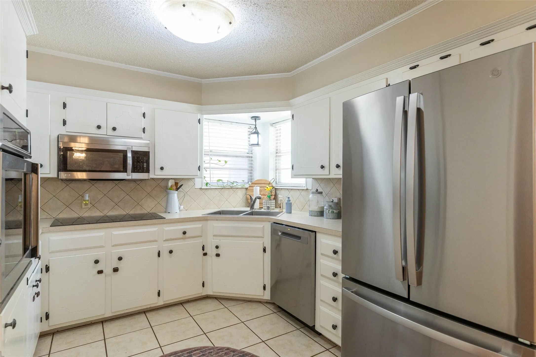 Single Family Residence For Sale in Taylor County , 4002 Ligustrum Drive, Abilene, Texas 79605, 4 Bedroom, 2 Bathroom, 2 Garage spaces, 2,425 Sqft, built in 1968, mls#21365148, Real Estate Agent in Abilene, Homes For Sale in Taylor county, Homes For Sale in Abilene, Realtor in Abilene Texas, Real Estate Brokerage Independent Realty Texas, Luminita Cordes Realtor