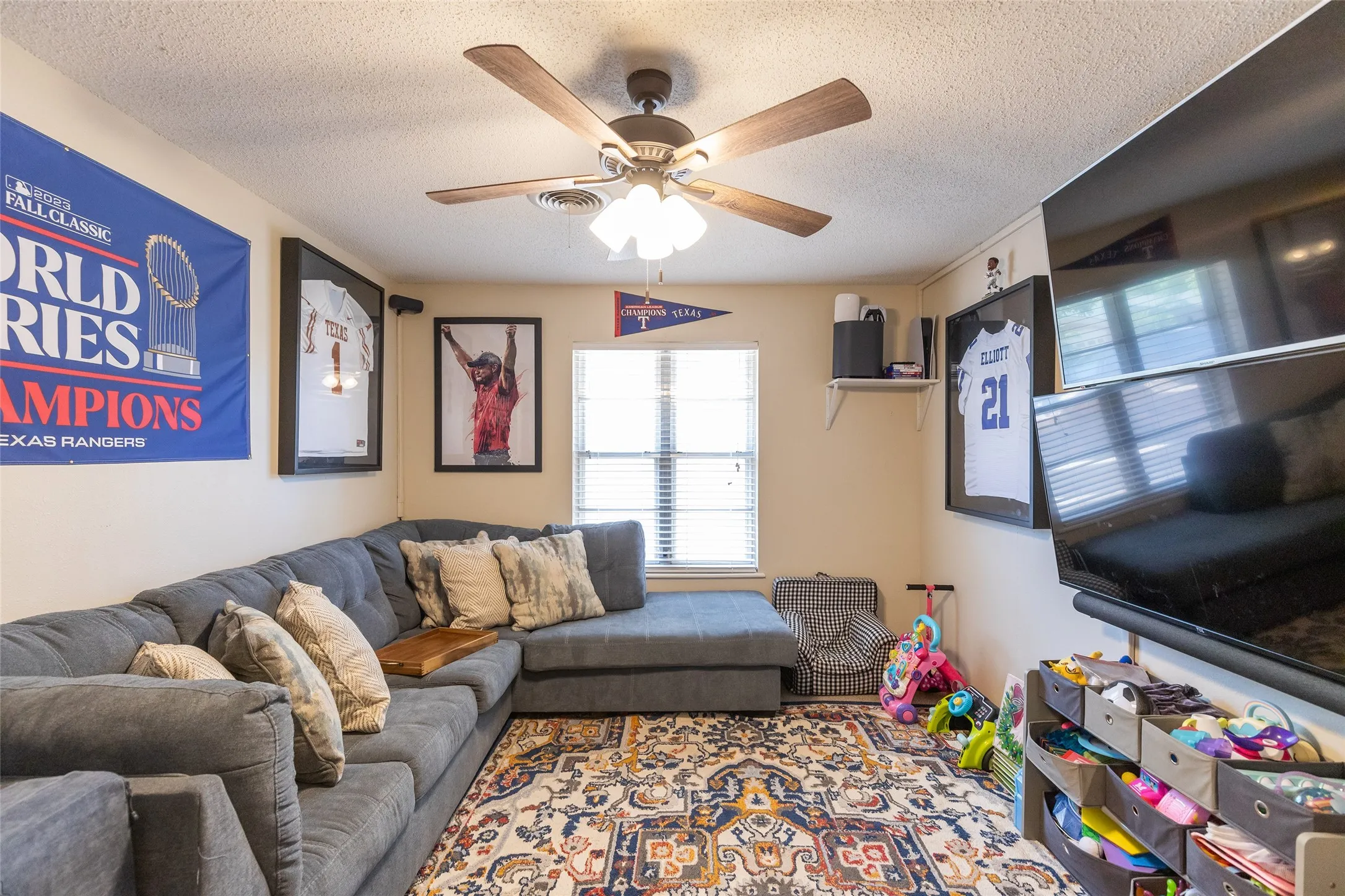Single Family Residence For Sale in Taylor County , 4002 Ligustrum Drive, Abilene, Texas 79605, 4 Bedroom, 2 Bathroom, 2 Garage spaces, 2,425 Sqft, built in 1968, mls#21365148, Real Estate Agent in Abilene, Homes For Sale in Taylor county, Homes For Sale in Abilene, Realtor in Abilene Texas, Real Estate Brokerage Independent Realty Texas, Luminita Cordes Realtor