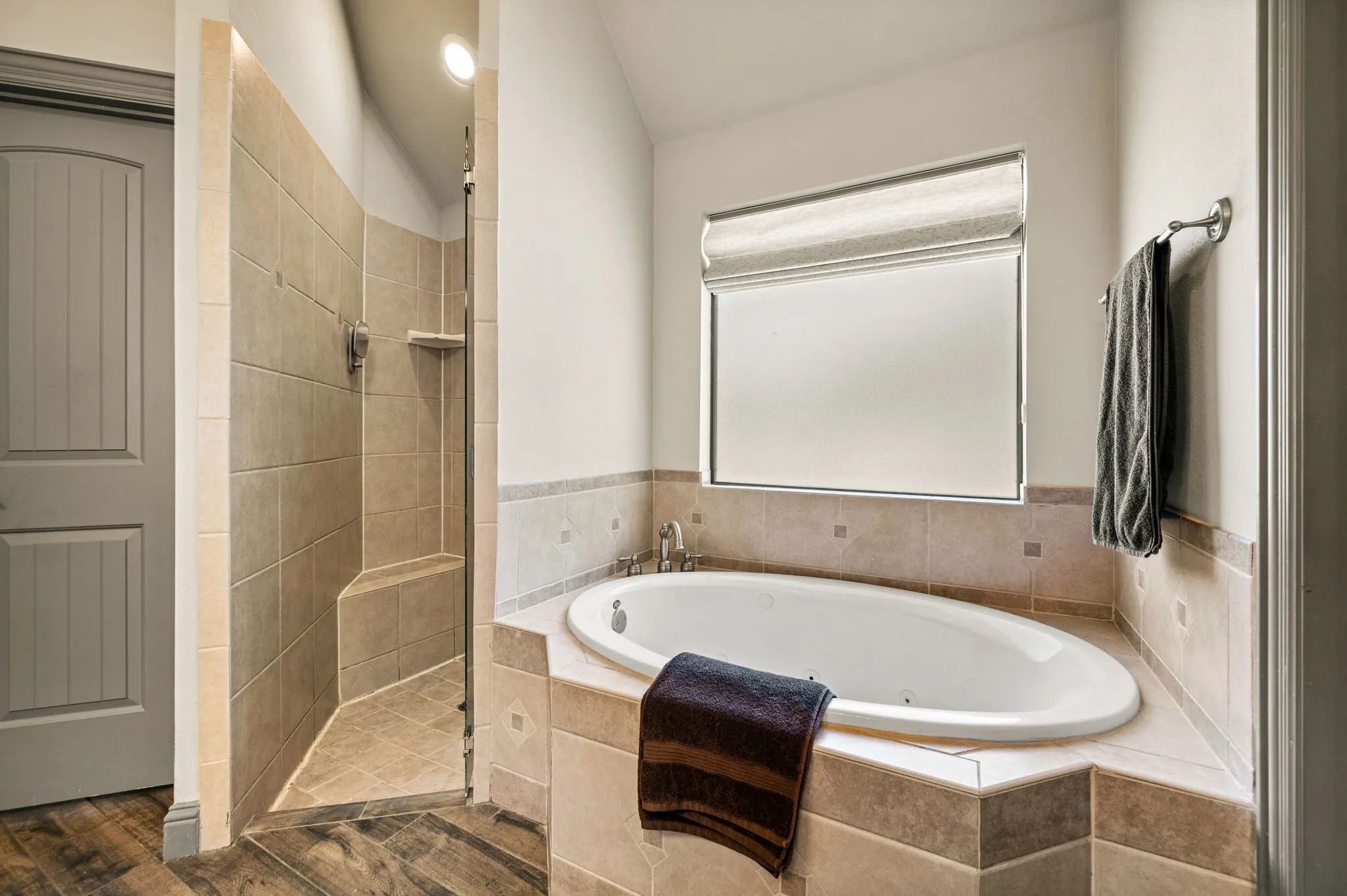 Single Family Residence For Sale in Parker County , 791 Trailwood Drive, Weatherford, Texas 76085, 4 Bedroom, 3 Bathroom, 2 Garage spaces, 2,438 Sqft, built in 2006, mls#21357778, Real Estate Agent in Weatherford, Homes For Sale in Parker county, Homes For Sale in Weatherford, Realtor in Weatherford Texas, Real Estate Brokerage Independent Realty Texas, Luminita Cordes Realtor
