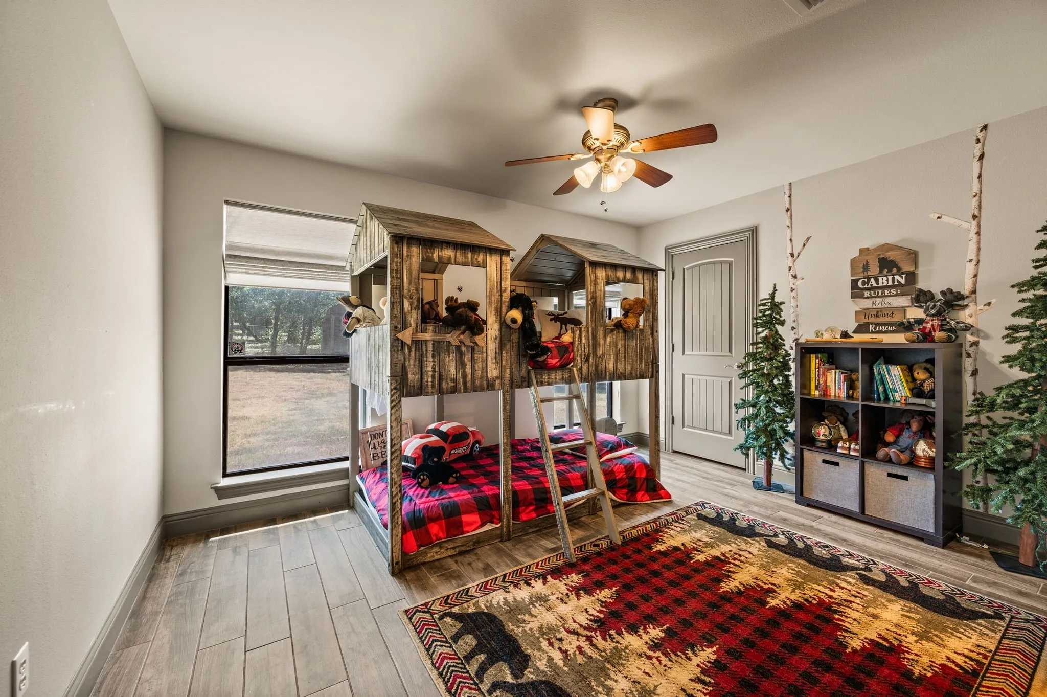 Single Family Residence For Sale in Parker County , 791 Trailwood Drive, Weatherford, Texas 76085, 4 Bedroom, 3 Bathroom, 2 Garage spaces, 2,438 Sqft, built in 2006, mls#21357778, Real Estate Agent in Weatherford, Homes For Sale in Parker county, Homes For Sale in Weatherford, Realtor in Weatherford Texas, Real Estate Brokerage Independent Realty Texas, Luminita Cordes Realtor