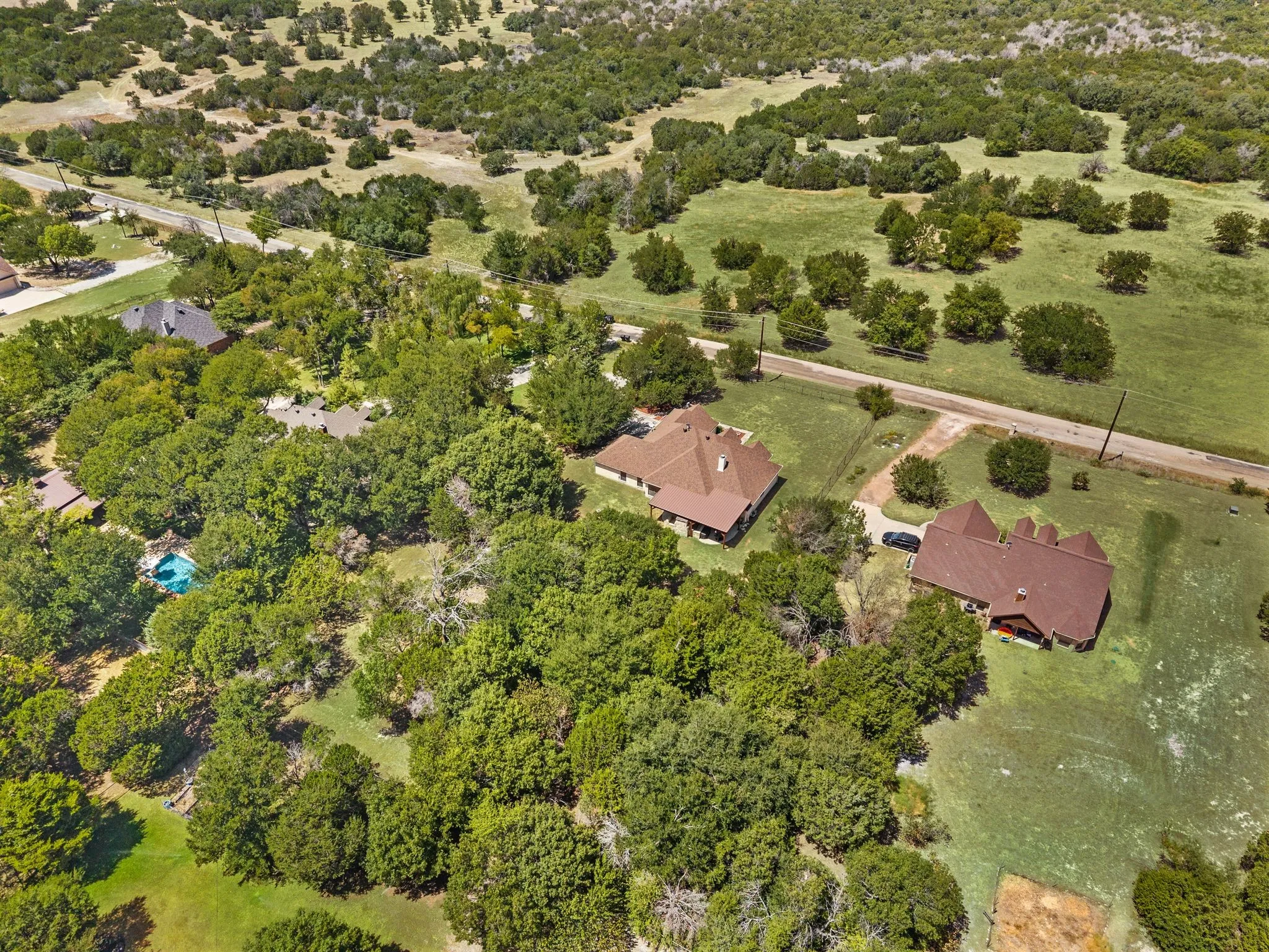 Single Family Residence For Sale in Parker County , 791 Trailwood Drive, Weatherford, Texas 76085, 4 Bedroom, 3 Bathroom, 2 Garage spaces, 2,438 Sqft, built in 2006, mls#21357778, Real Estate Agent in Weatherford, Homes For Sale in Parker county, Homes For Sale in Weatherford, Realtor in Weatherford Texas, Real Estate Brokerage Independent Realty Texas, Luminita Cordes Realtor