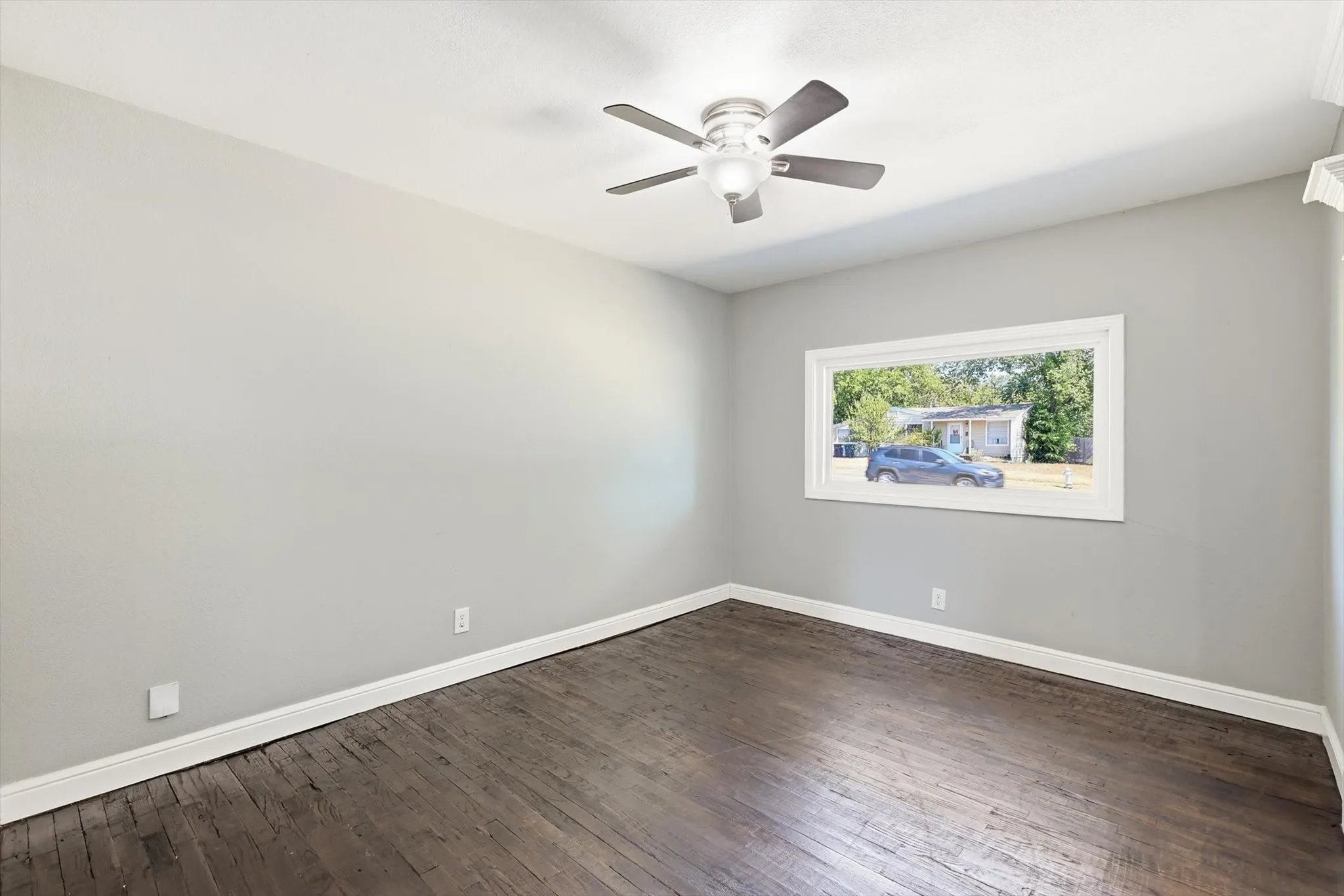 Single Family Residence For Sale in Tarrant County , 4512 Wabash Avenue, Fort Worth, Texas 76133, 4 Bedroom, 2 Bathroom, Garage spaces, 1,708 Sqft, built in 1949, Price $240,000, mls#21359317, Real Estate Agent in Fort Worth, Homes For Sale in Tarrant county, Homes For Sale in Fort Worth, Realtor in Fort Worth Texas, Real Estate Brokerage Independent Realty Texas, Luminita Cordes Realtor