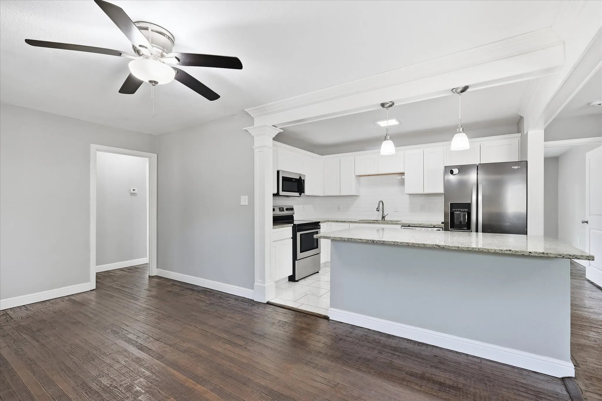 Single Family Residence For Sale in Tarrant County , 4512 Wabash Avenue, Fort Worth, Texas 76133, 4 Bedroom, 2 Bathroom, Garage spaces, 1,708 Sqft, built in 1949, Price $240,000, mls#21359317, Real Estate Agent in Fort Worth, Homes For Sale in Tarrant county, Homes For Sale in Fort Worth, Realtor in Fort Worth Texas, Real Estate Brokerage Independent Realty Texas, Luminita Cordes Realtor