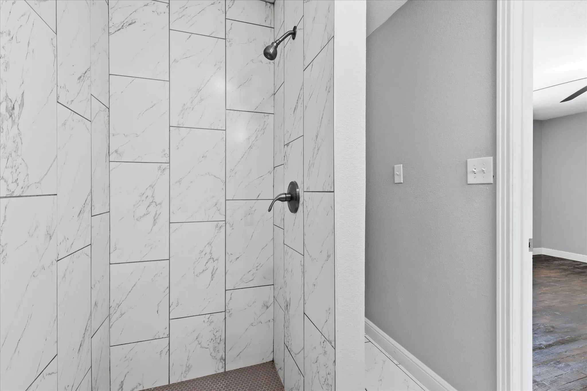 Single Family Residence For Sale in Tarrant County , 4512 Wabash Avenue, Fort Worth, Texas 76133, 4 Bedroom, 2 Bathroom, Garage spaces, 1,708 Sqft, built in 1949, Price $240,000, mls#21359317, Real Estate Agent in Fort Worth, Homes For Sale in Tarrant county, Homes For Sale in Fort Worth, Realtor in Fort Worth Texas, Real Estate Brokerage Independent Realty Texas, Luminita Cordes Realtor