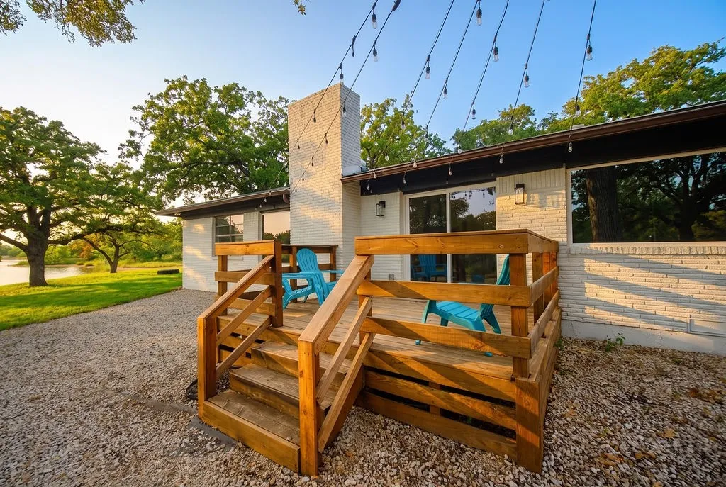 Single Family Residence For Sale in Tarrant County , 2512 Roosevelt Drive, Dalworthington Gardens, Texas 76016, 3 Bedroom, 3 Bathroom, 4 Garage spaces, 1,908 Sqft, built in 1962, mls#21364562, Real Estate Agent in Dalworthington Gardens, Homes For Sale in Tarrant county, Homes For Sale in Dalworthington Gardens, Realtor in Dalworthington Gardens Texas, Real Estate Brokerage Independent Realty Texas, Luminita Cordes Realtor