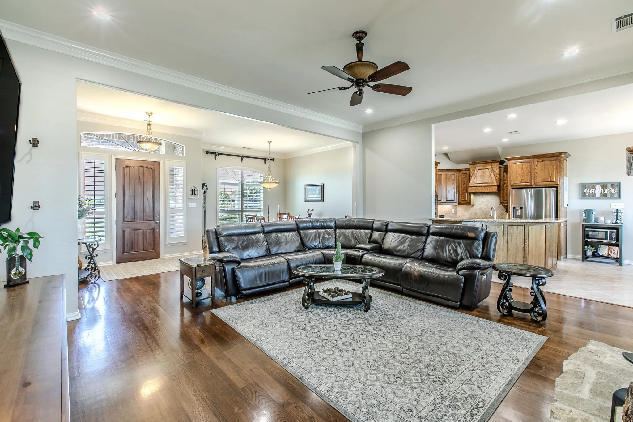 Single Family Residence For Sale in Kaufman County , 3133 Belmont Lane, Terrell, Texas 75160, 4 Bedroom, 3 Bathroom, 3 Garage spaces, 3,226 Sqft, built in 2005, mls#21365548, Real Estate Agent in Terrell, Homes For Sale in Kaufman county, Homes For Sale in Terrell, Realtor in Terrell Texas, Real Estate Brokerage Independent Realty Texas, Luminita Cordes Realtor