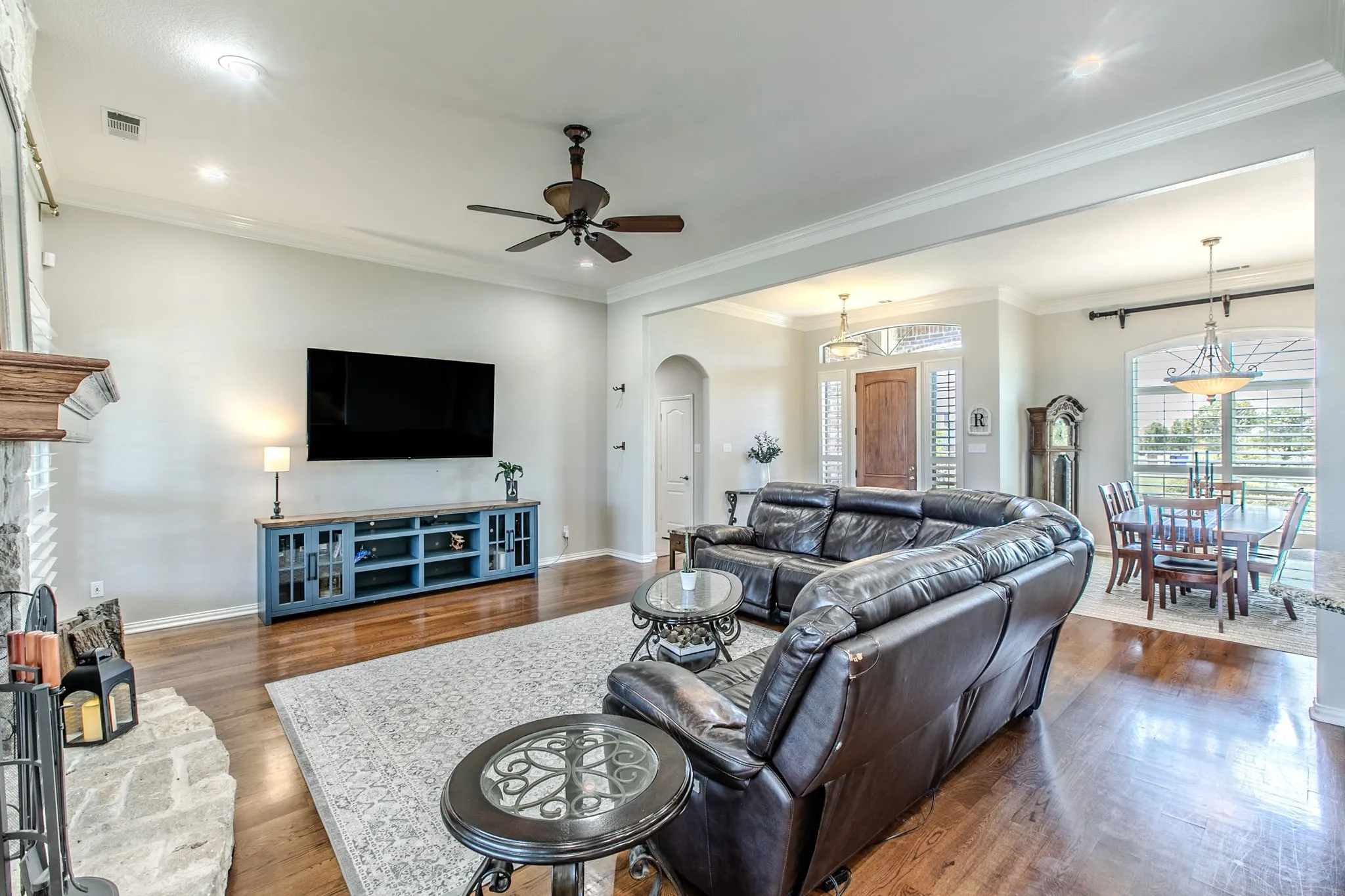 Single Family Residence For Sale in Kaufman County , 3133 Belmont Lane, Terrell, Texas 75160, 4 Bedroom, 3 Bathroom, 3 Garage spaces, 3,226 Sqft, built in 2005, mls#21365548, Real Estate Agent in Terrell, Homes For Sale in Kaufman county, Homes For Sale in Terrell, Realtor in Terrell Texas, Real Estate Brokerage Independent Realty Texas, Luminita Cordes Realtor