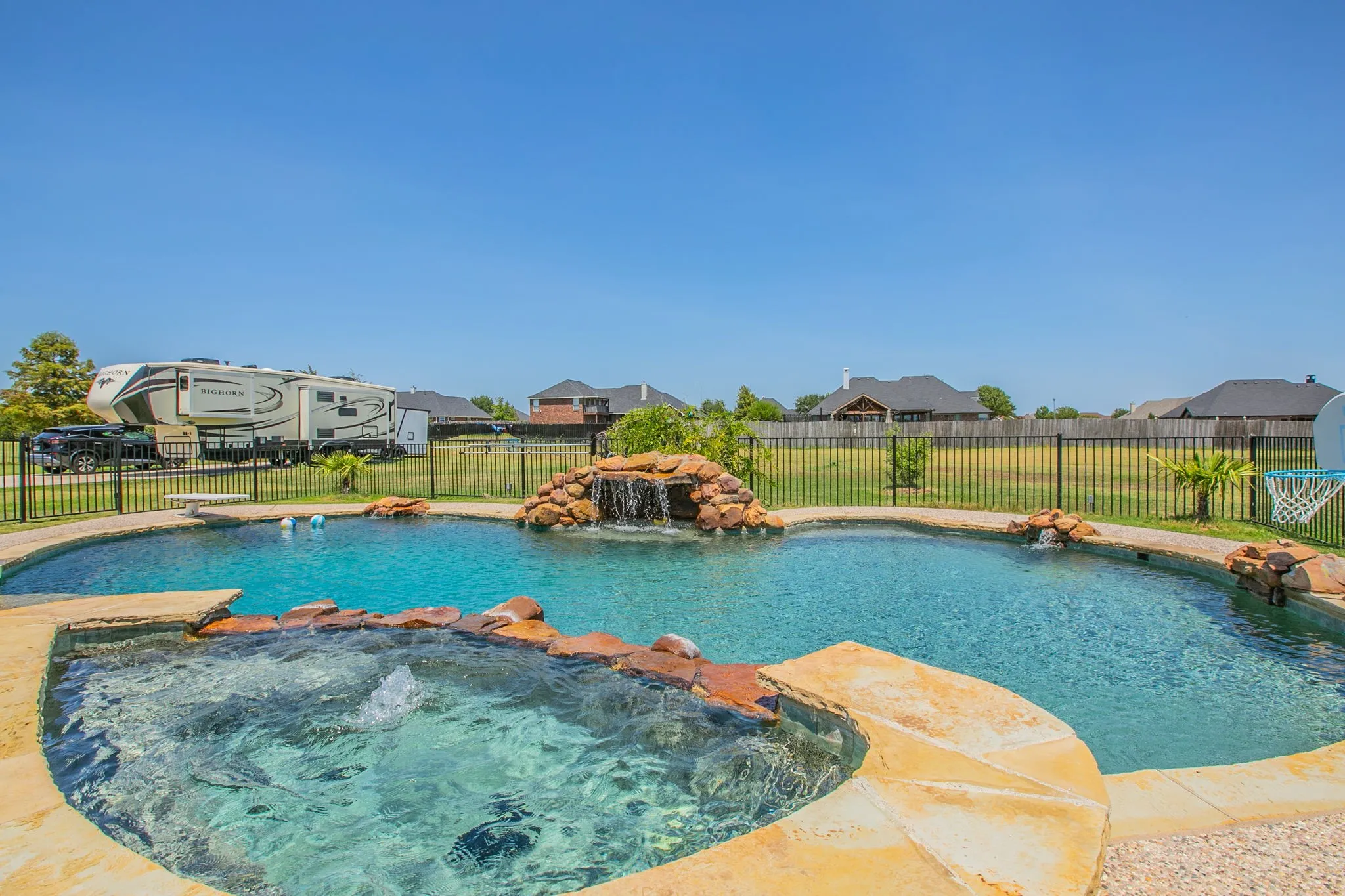 Single Family Residence For Sale in Kaufman County , 3133 Belmont Lane, Terrell, Texas 75160, 4 Bedroom, 3 Bathroom, 3 Garage spaces, 3,226 Sqft, built in 2005, mls#21365548, Real Estate Agent in Terrell, Homes For Sale in Kaufman county, Homes For Sale in Terrell, Realtor in Terrell Texas, Real Estate Brokerage Independent Realty Texas, Luminita Cordes Realtor