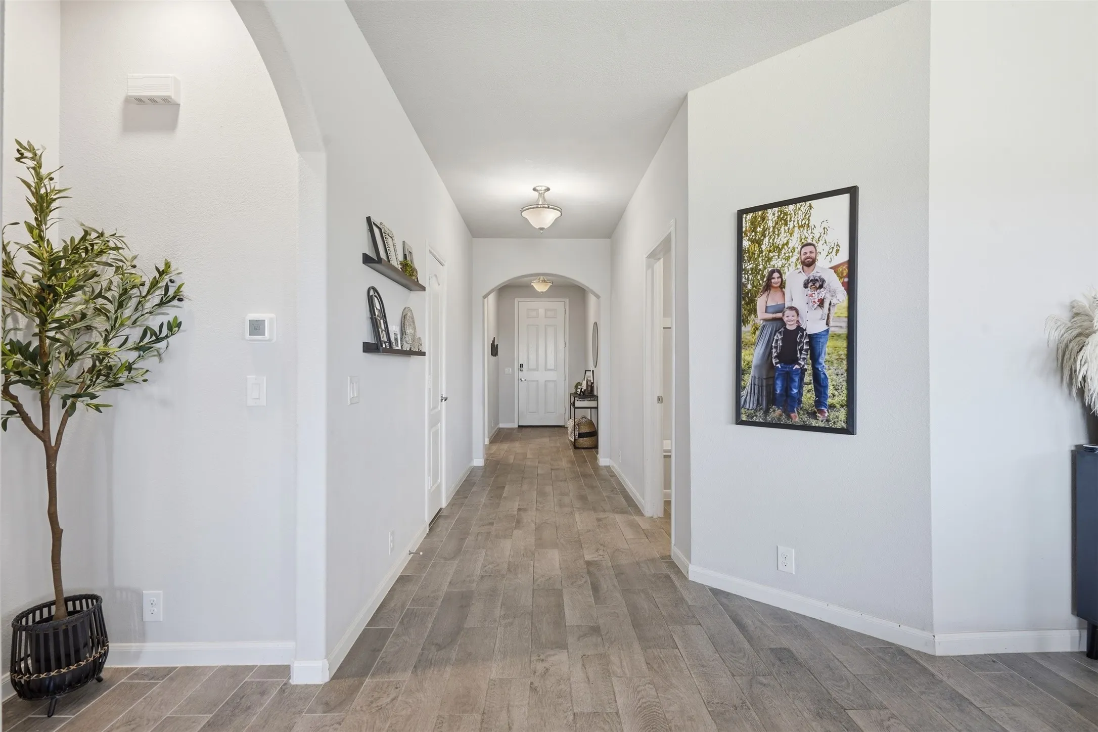 Single Family Residence For Sale in Johnson County , 1032 Fairfax Drive, Godley, Texas 76044, 3 Bedroom, 2 Bathroom, 2 Garage spaces, 1,672 Sqft, built in 2020, mls#21360615, Real Estate Agent in Godley, Homes For Sale in Johnson county, Homes For Sale in Godley, Realtor in Godley Texas, Real Estate Brokerage Independent Realty Texas, Luminita Cordes Realtor