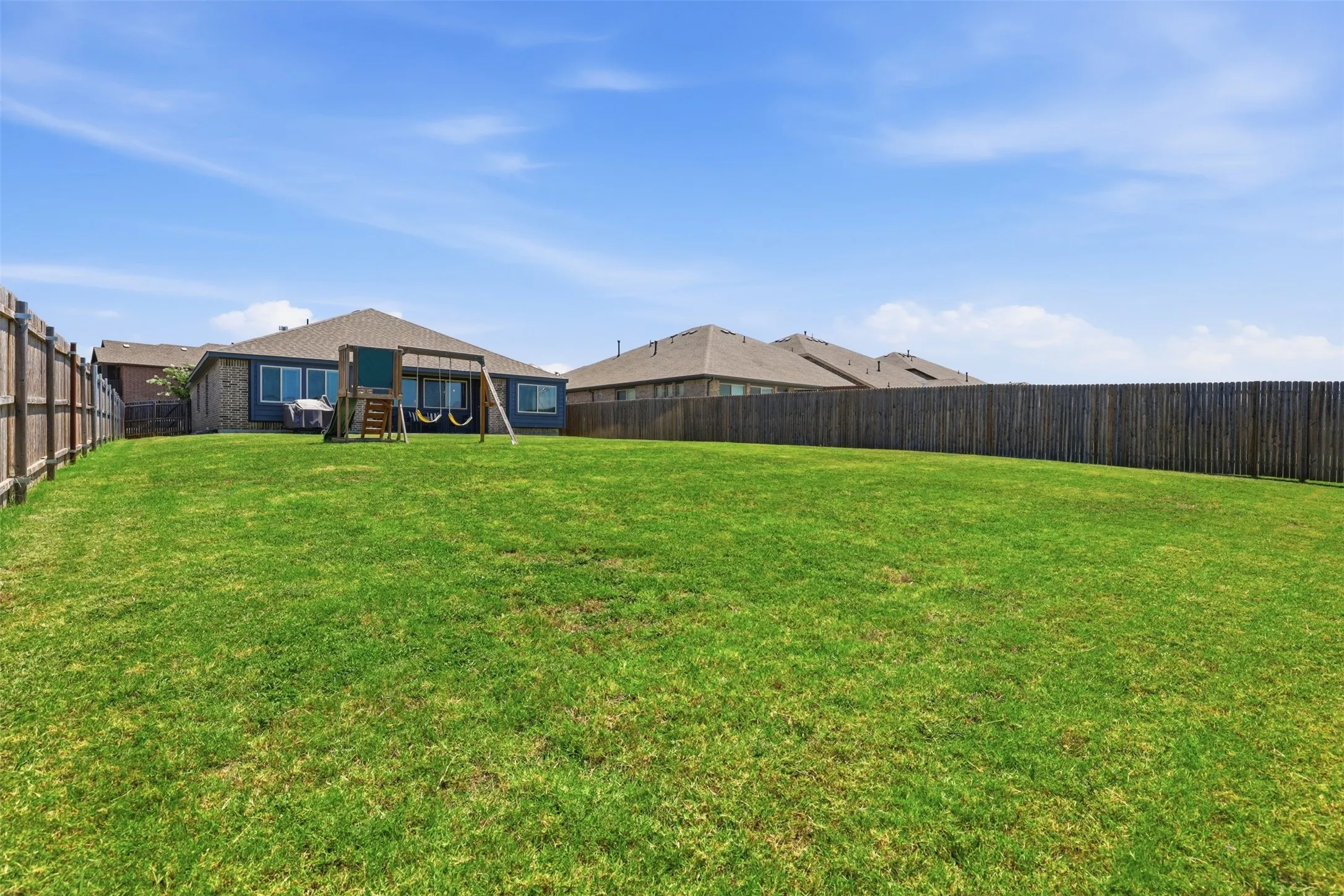 Single Family Residence For Sale in Johnson County , 1032 Fairfax Drive, Godley, Texas 76044, 3 Bedroom, 2 Bathroom, 2 Garage spaces, 1,672 Sqft, built in 2020, mls#21360615, Real Estate Agent in Godley, Homes For Sale in Johnson county, Homes For Sale in Godley, Realtor in Godley Texas, Real Estate Brokerage Independent Realty Texas, Luminita Cordes Realtor