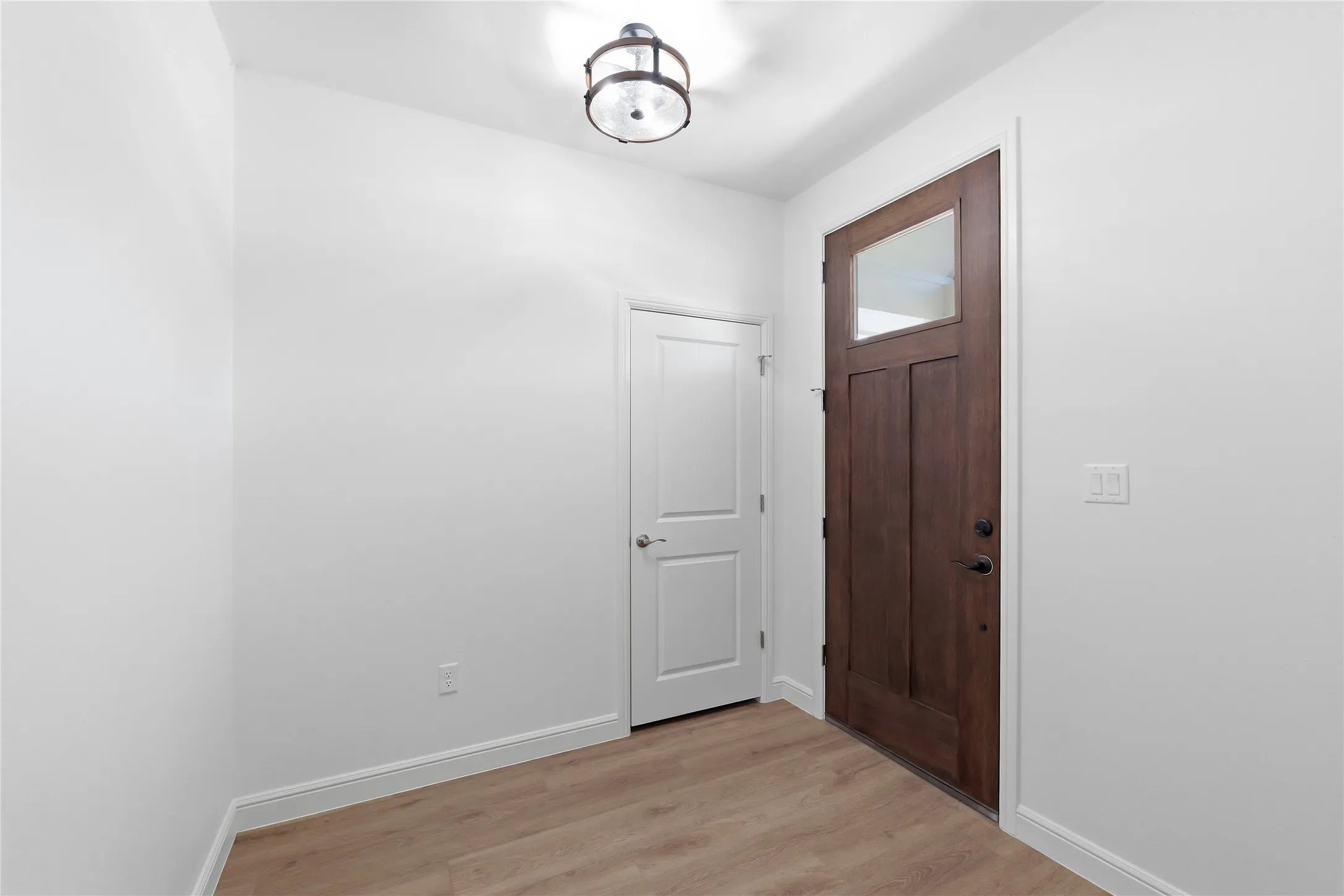 Townhouse For Sale in Hood County , 202 E Ewell Street, Granbury, Texas 76048, 2 Bedroom, 2 Bathroom, 2 Garage spaces, 1,602 Sqft, built in 2026, mls#21363727, Real Estate Agent in Granbury, Homes For Sale in Hood county, Homes For Sale in Granbury, Realtor in Granbury Texas, Real Estate Brokerage Independent Realty Texas, Luminita Cordes Realtor