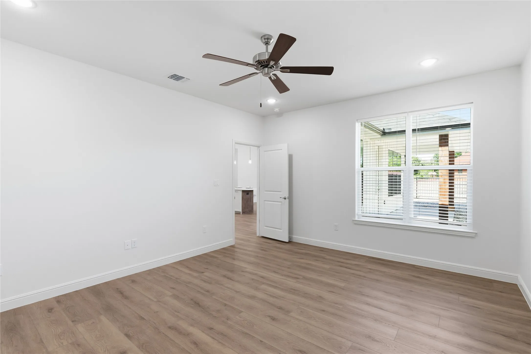 Townhouse For Sale in Hood County , 202 E Ewell Street, Granbury, Texas 76048, 2 Bedroom, 2 Bathroom, 2 Garage spaces, 1,602 Sqft, built in 2026, mls#21363727, Real Estate Agent in Granbury, Homes For Sale in Hood county, Homes For Sale in Granbury, Realtor in Granbury Texas, Real Estate Brokerage Independent Realty Texas, Luminita Cordes Realtor