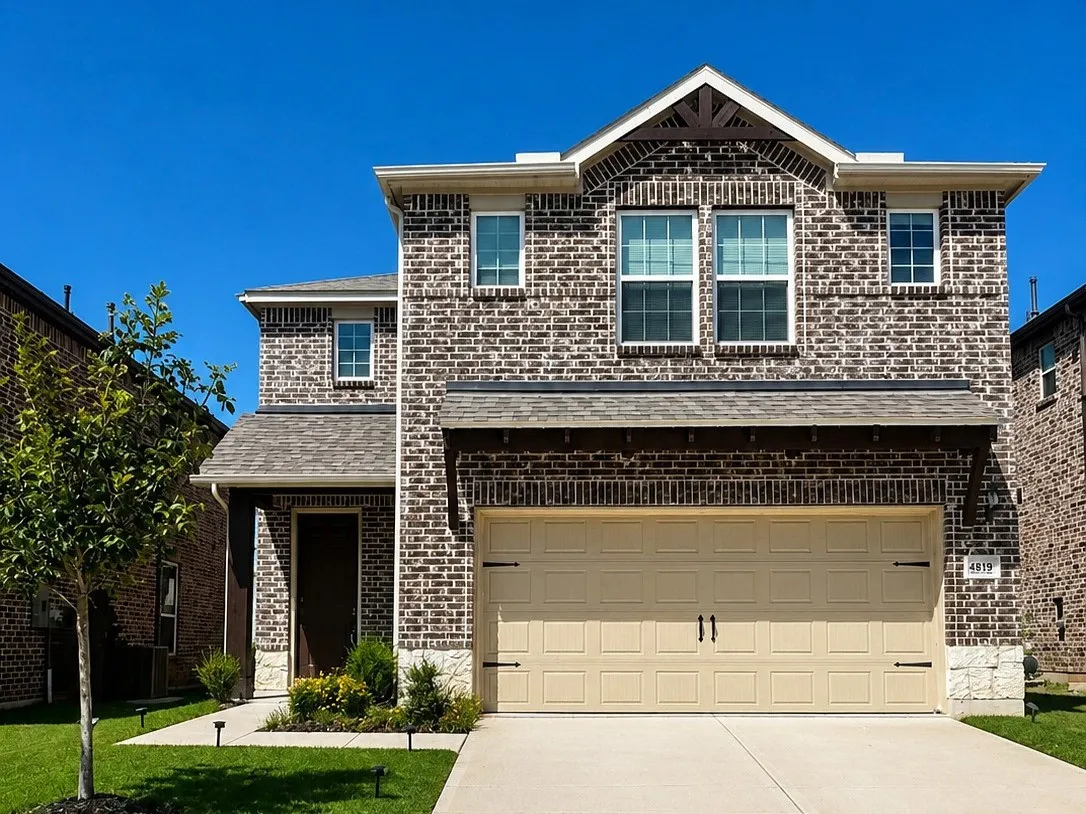 Single Family Residence For Rent in Dallas County , 4839 Simcoe Street, Dallas, Texas 75228, 3 Bedroom, 3 Bathroom, 2 Garage spaces, 2,216 Sqft, built in 2023, mls#21364462, Real Estate Agent in Dallas, Homes For Rent in Dallas county, Homes For Rent in Dallas, Realtor in Dallas Texas, Real Estate Brokerage Independent Realty Texas, Luminita Cordes Realtor