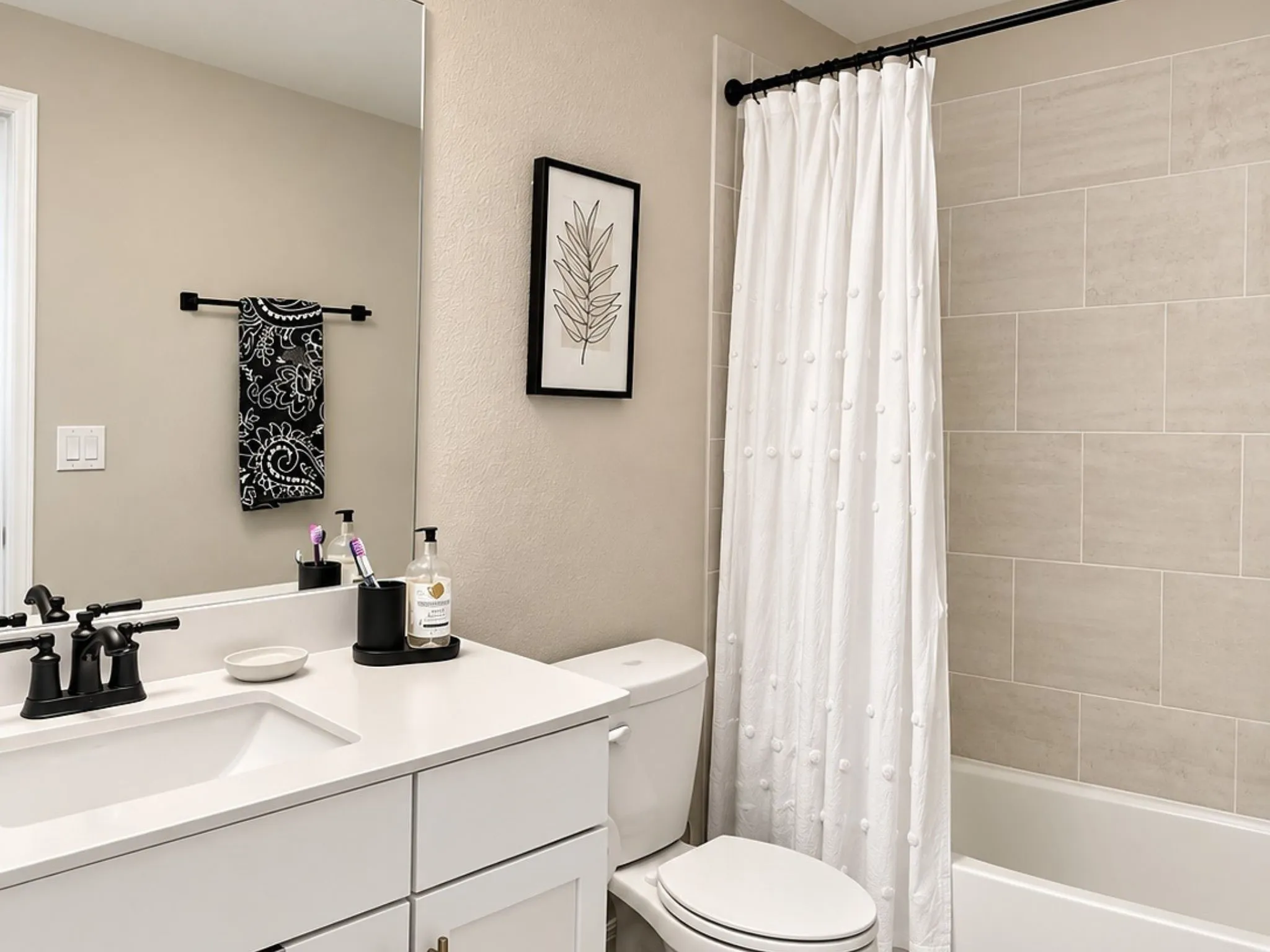 Single Family Residence For Rent in Dallas County , 4839 Simcoe Street, Dallas, Texas 75228, 3 Bedroom, 3 Bathroom, 2 Garage spaces, 2,216 Sqft, built in 2023, mls#21364462, Real Estate Agent in Dallas, Homes For Rent in Dallas county, Homes For Rent in Dallas, Realtor in Dallas Texas, Real Estate Brokerage Independent Realty Texas, Luminita Cordes Realtor