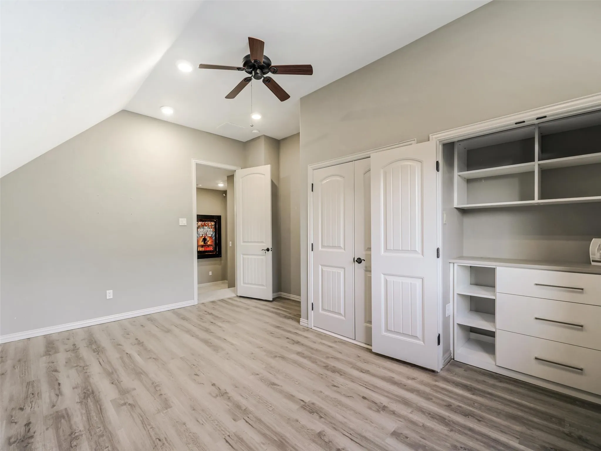 Single Family Residence For Sale in Tarrant County , 1684 Blevins Drive, Keller, Texas 76248, 5 Bedroom, 5 Bathroom, 5 Garage spaces, 5,658 Sqft, built in 2007, mls#21209236, Real Estate Agent in Keller, Homes For Sale in Tarrant county, Homes For Sale in Keller, Realtor in Keller Texas, Real Estate Brokerage Independent Realty Texas, Luminita Cordes Realtor